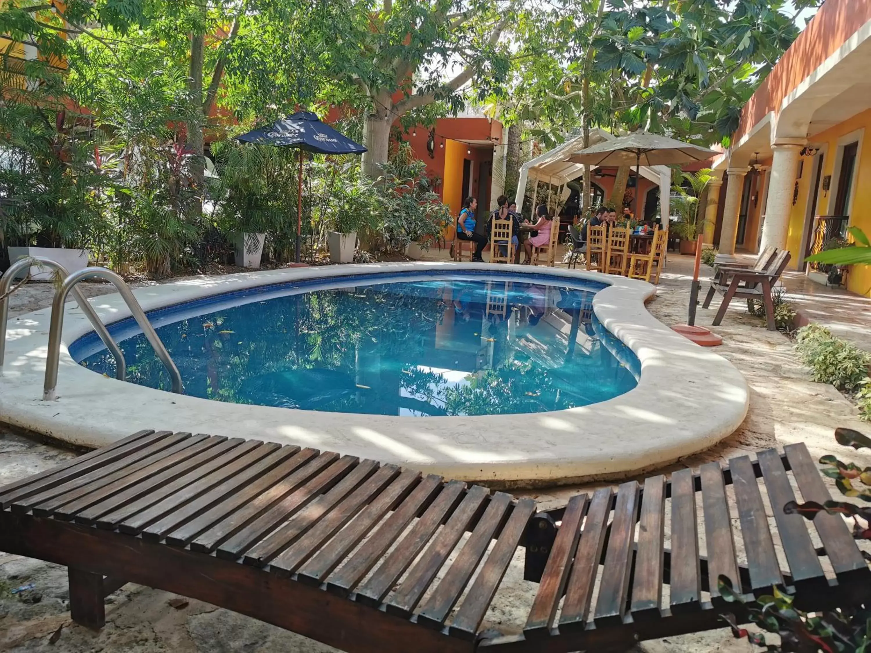 Swimming Pool in El Zaguán Colonial by GuruHotel