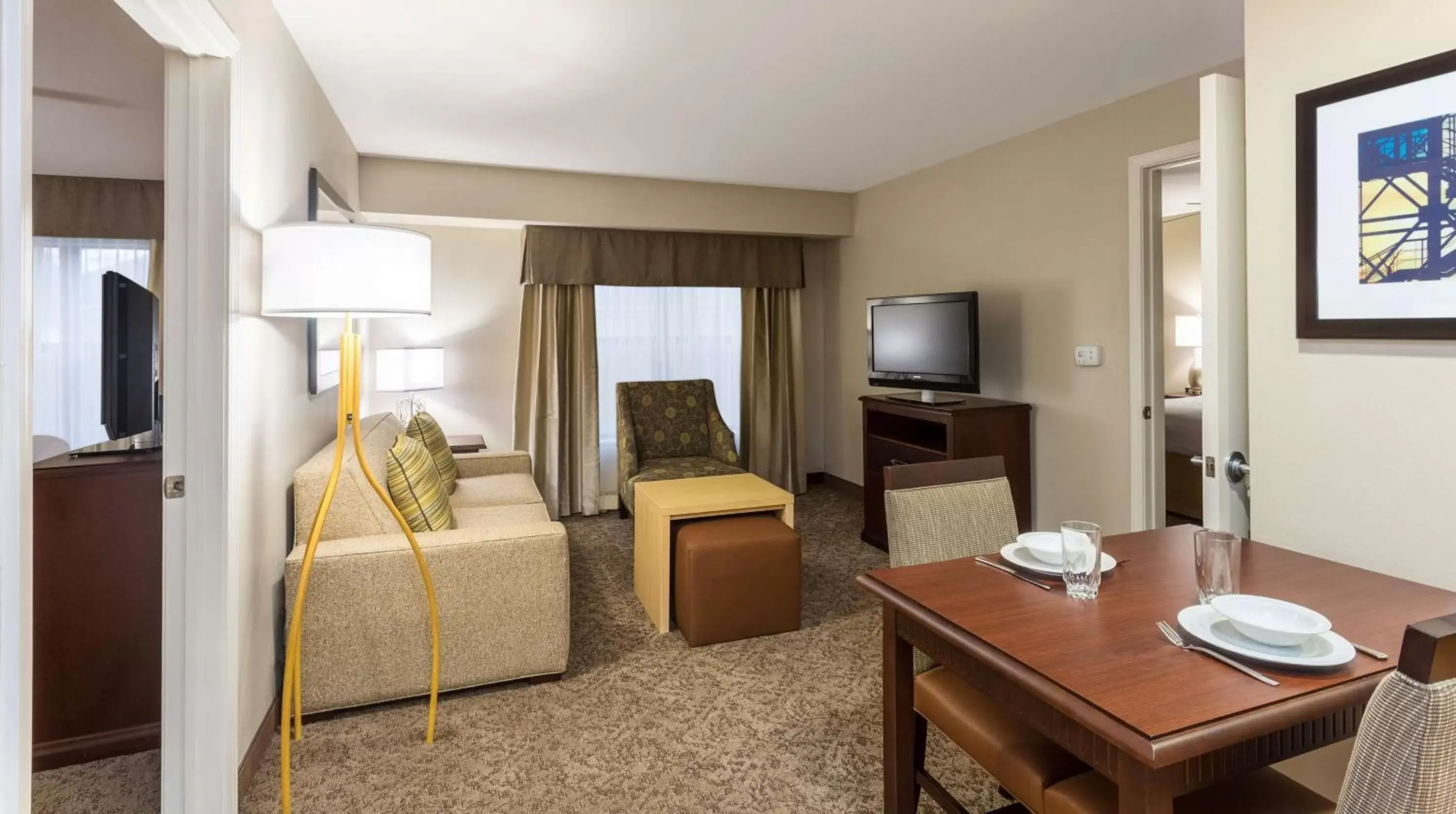 Bed, TV/Entertainment Center in Homewood Suites by Hilton Shreveport