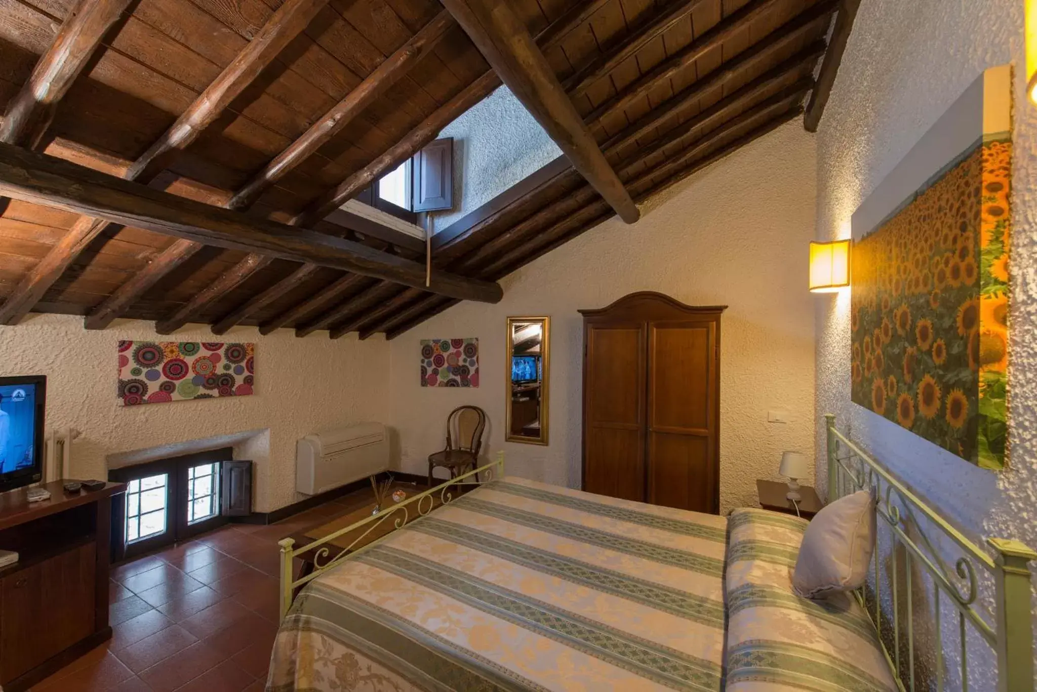 Photo of the whole room, Bed in Borgo Antico Resort