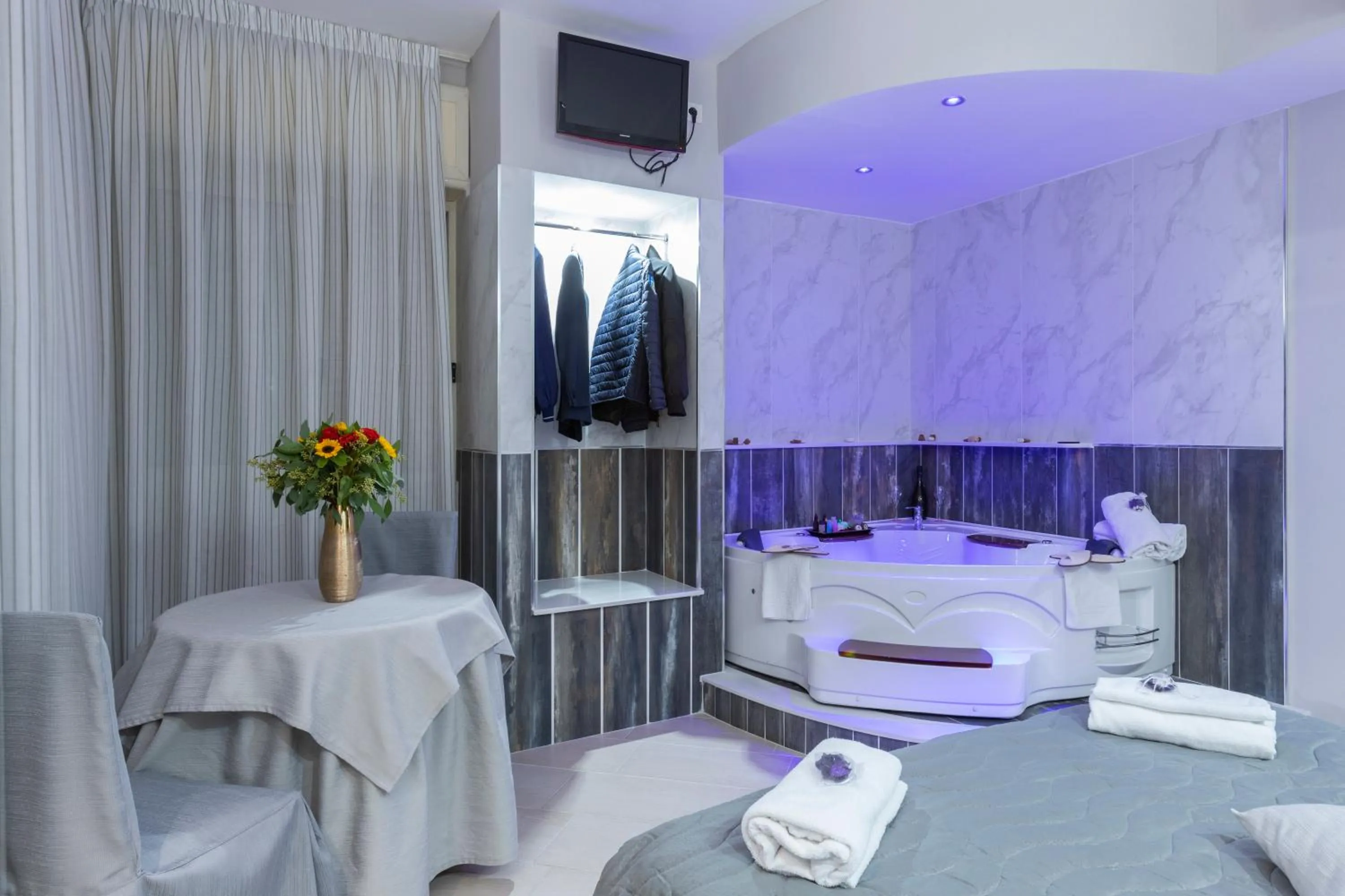 Other, Bed in Hotel San Paolo