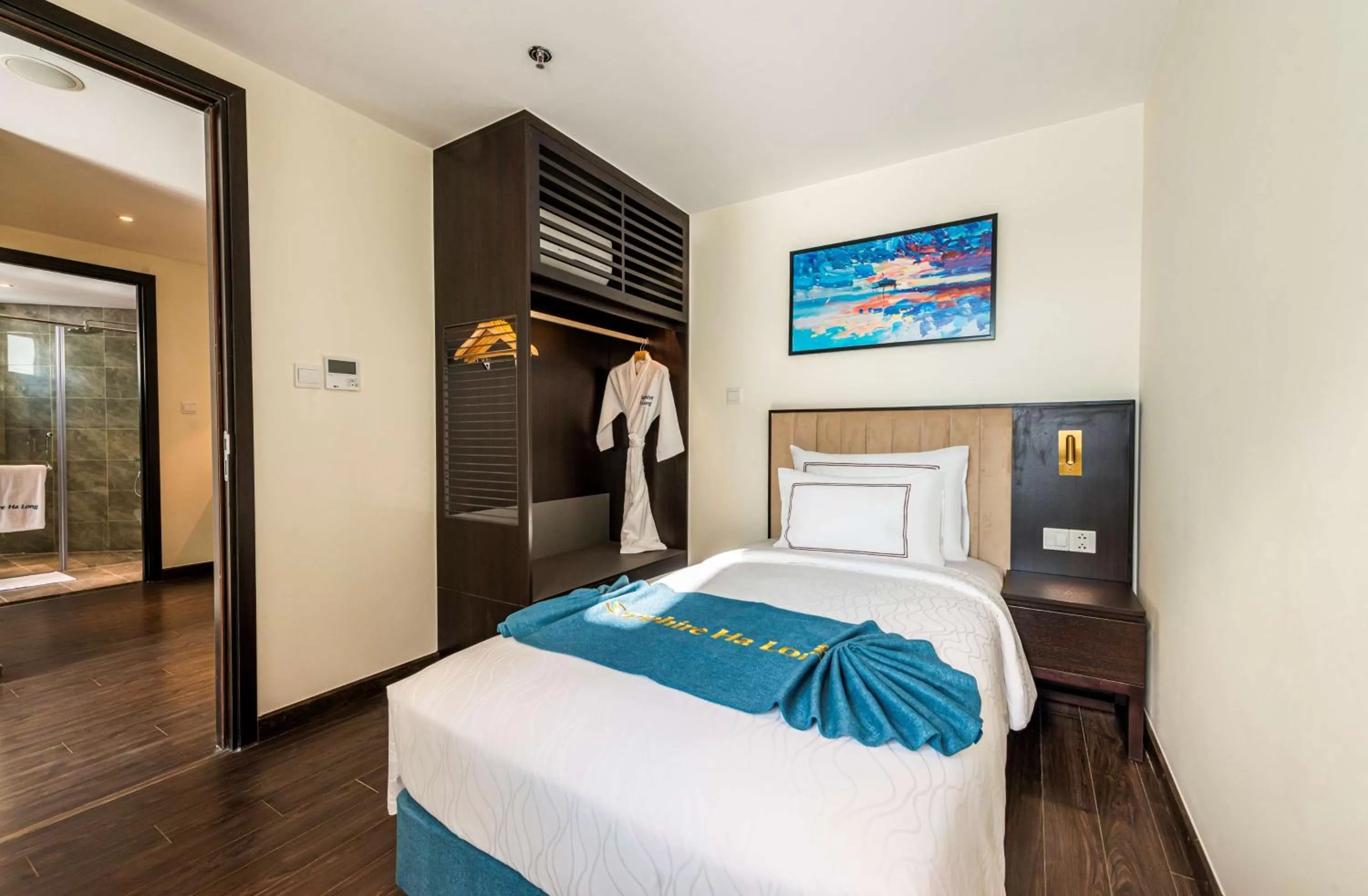 Bedroom in Best Western Premier Sapphire Ha Long