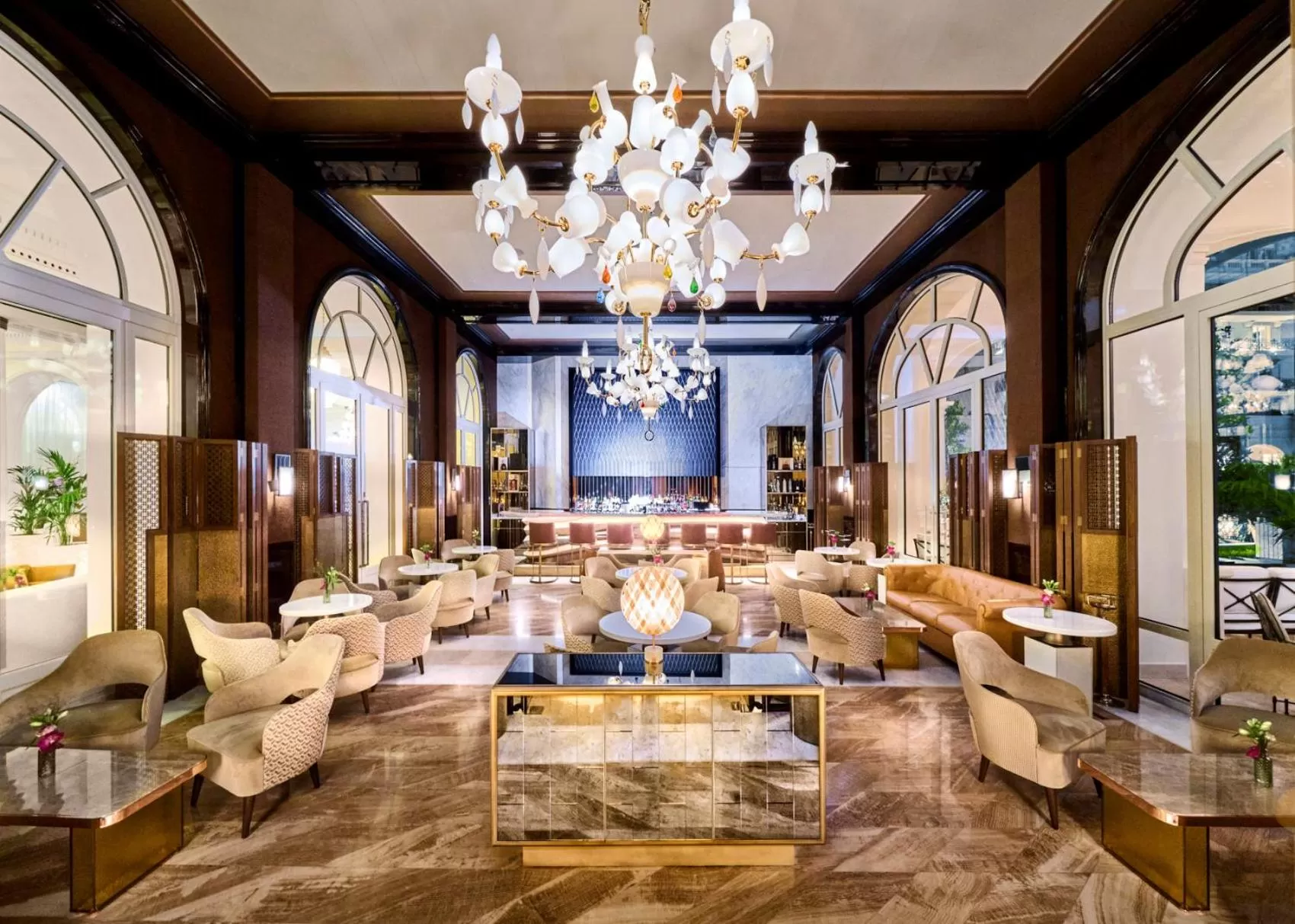 Lounge or bar in Carlton Cannes, a Regent Hotel