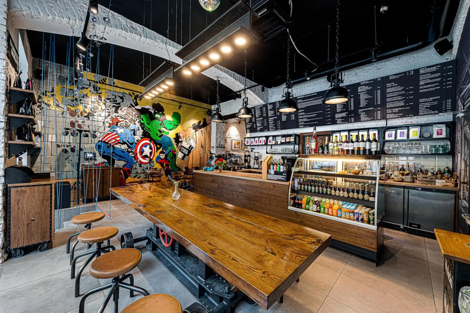 Restaurant/places to eat in Royal Court Legerova