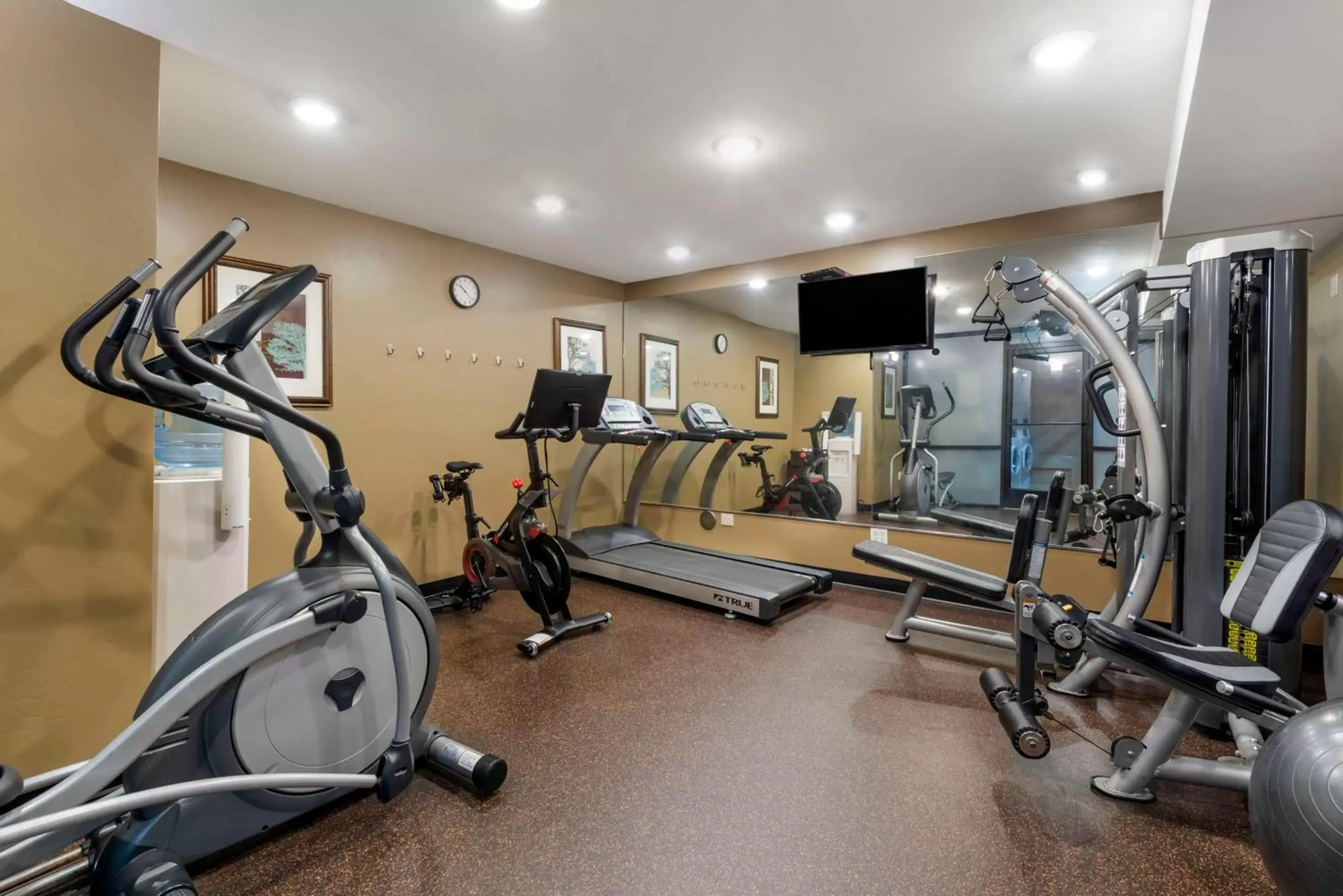 Fitness centre/facilities in Best Western Plus Rio Grande Inn Fitness centre/facilities in Best Western Plus Rio Grande Inn