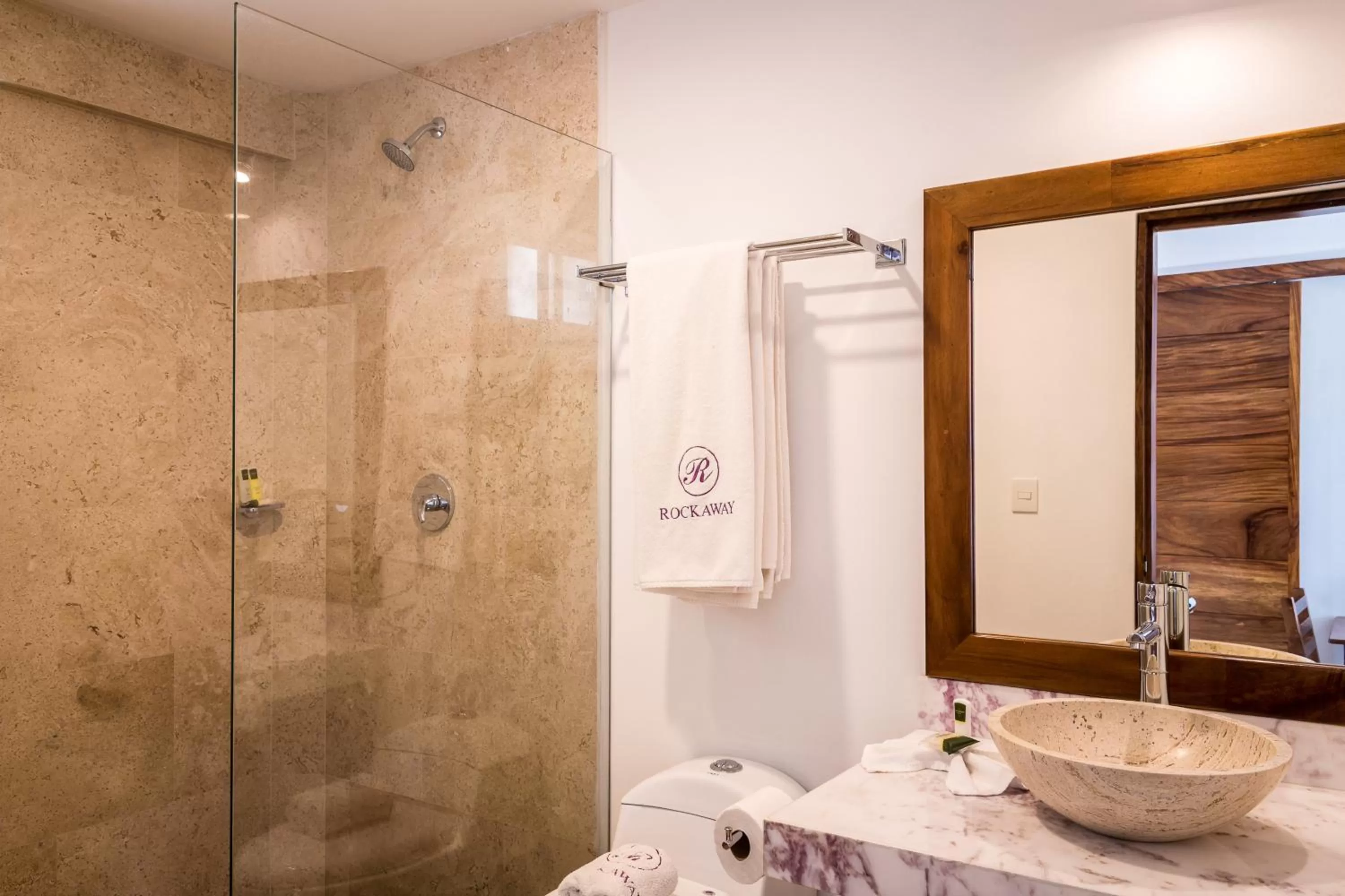 Toilet in Hotel Rockaway