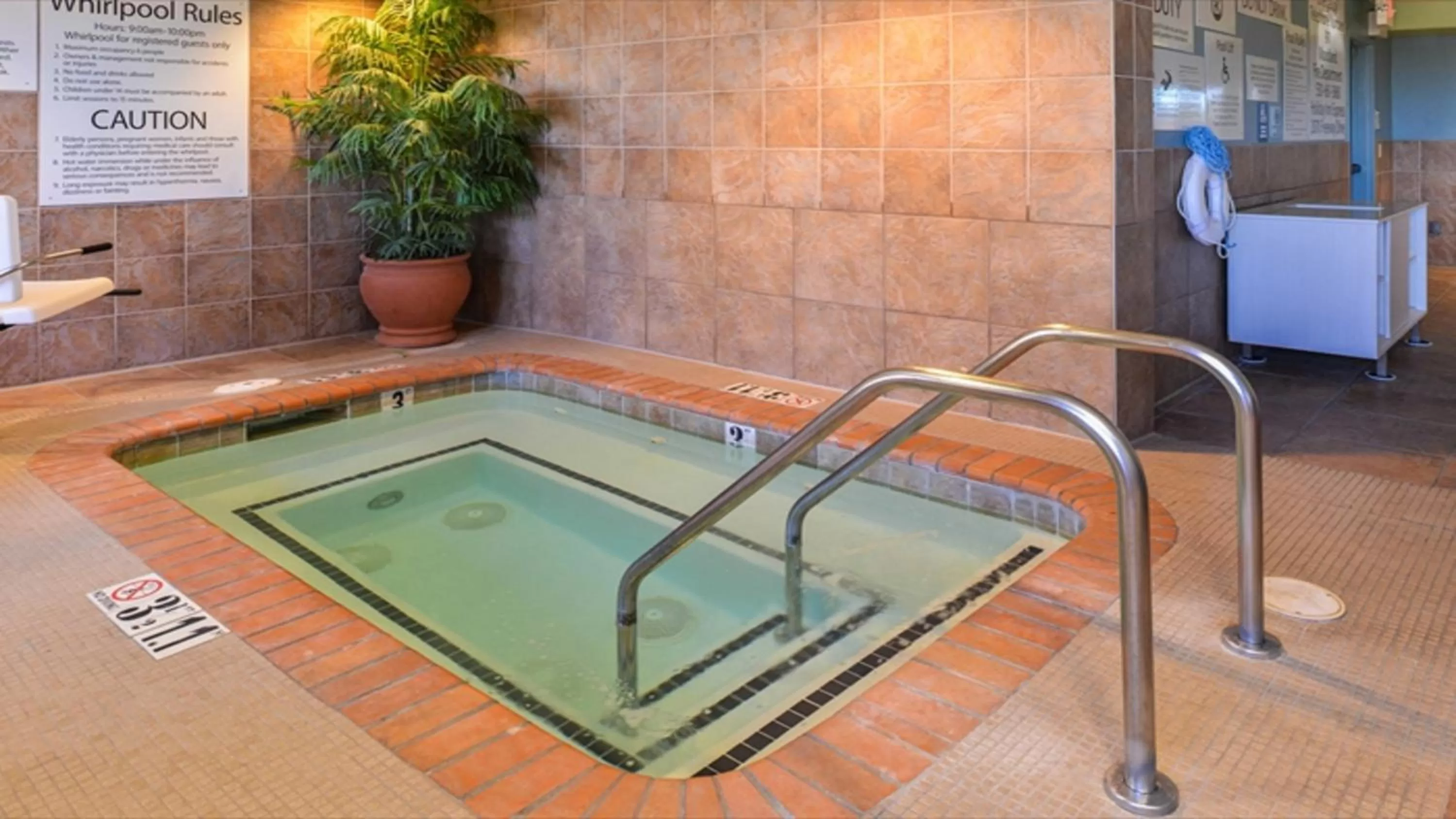 Swimming pool in Holiday Inn Express Woodland by IHG