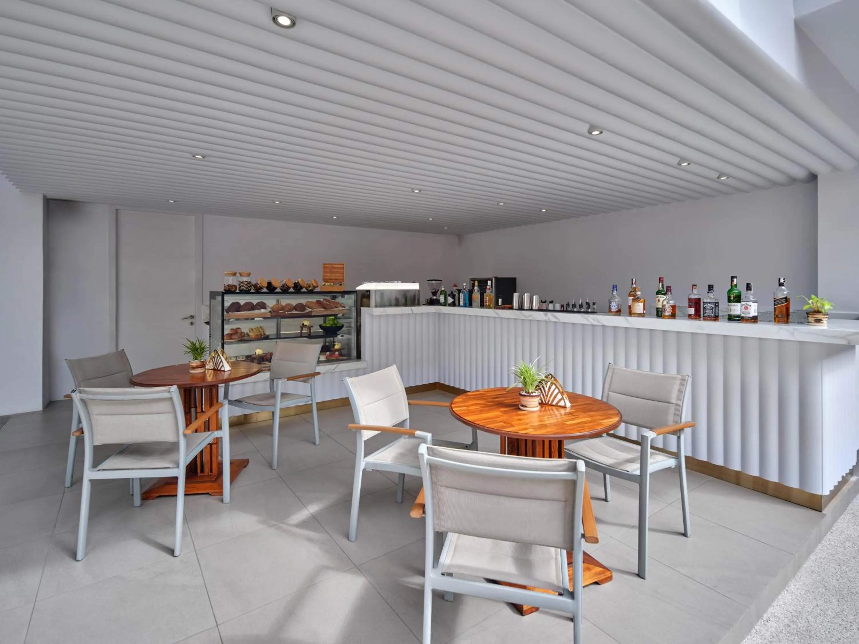 Restaurant/places to eat in The Kee Resort & Spa