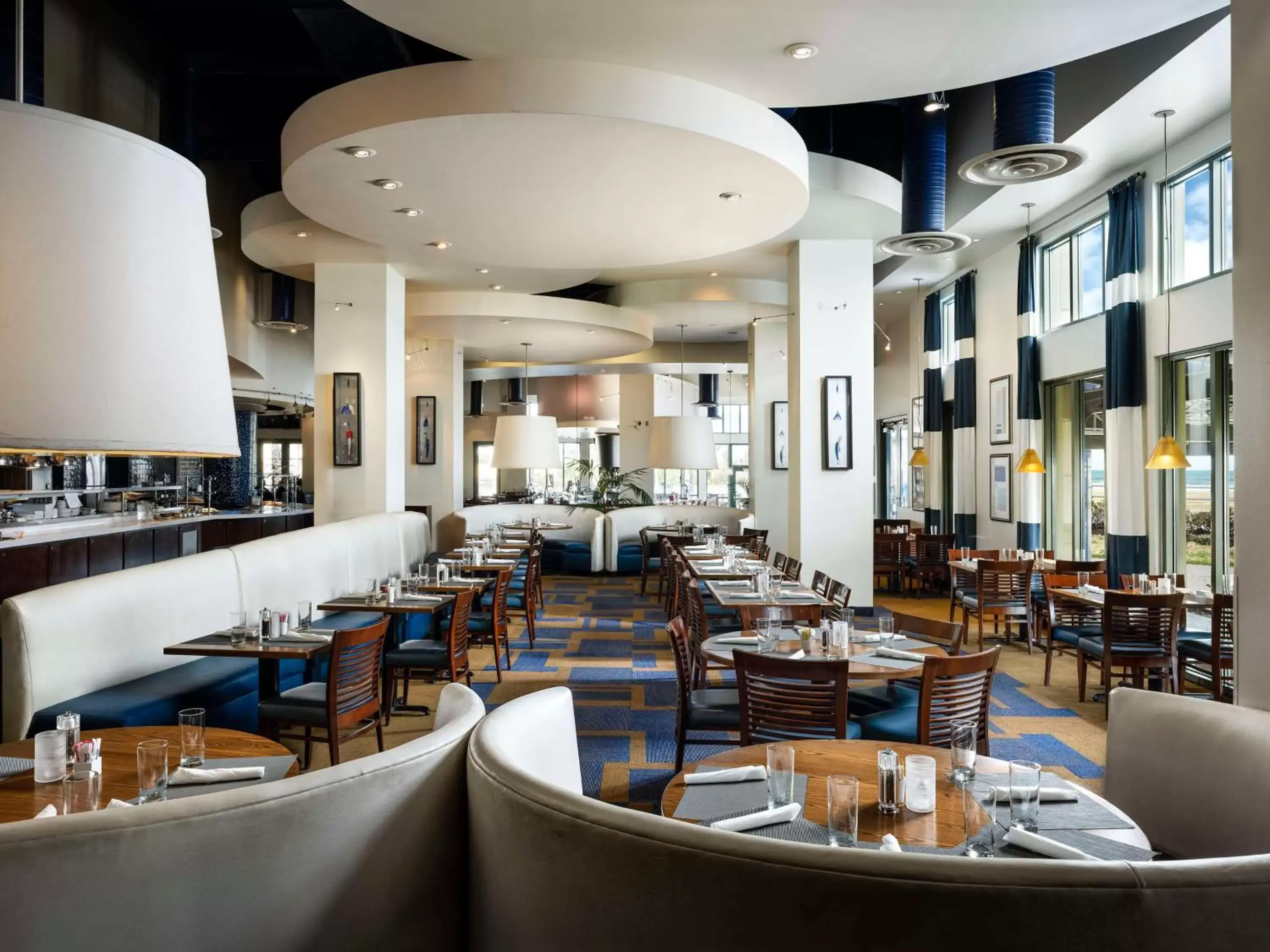 Restaurant/places to eat in Hilton Virginia Beach Oceanfront Restaurant/places to eat in Hilton Virginia Beach Oceanfront