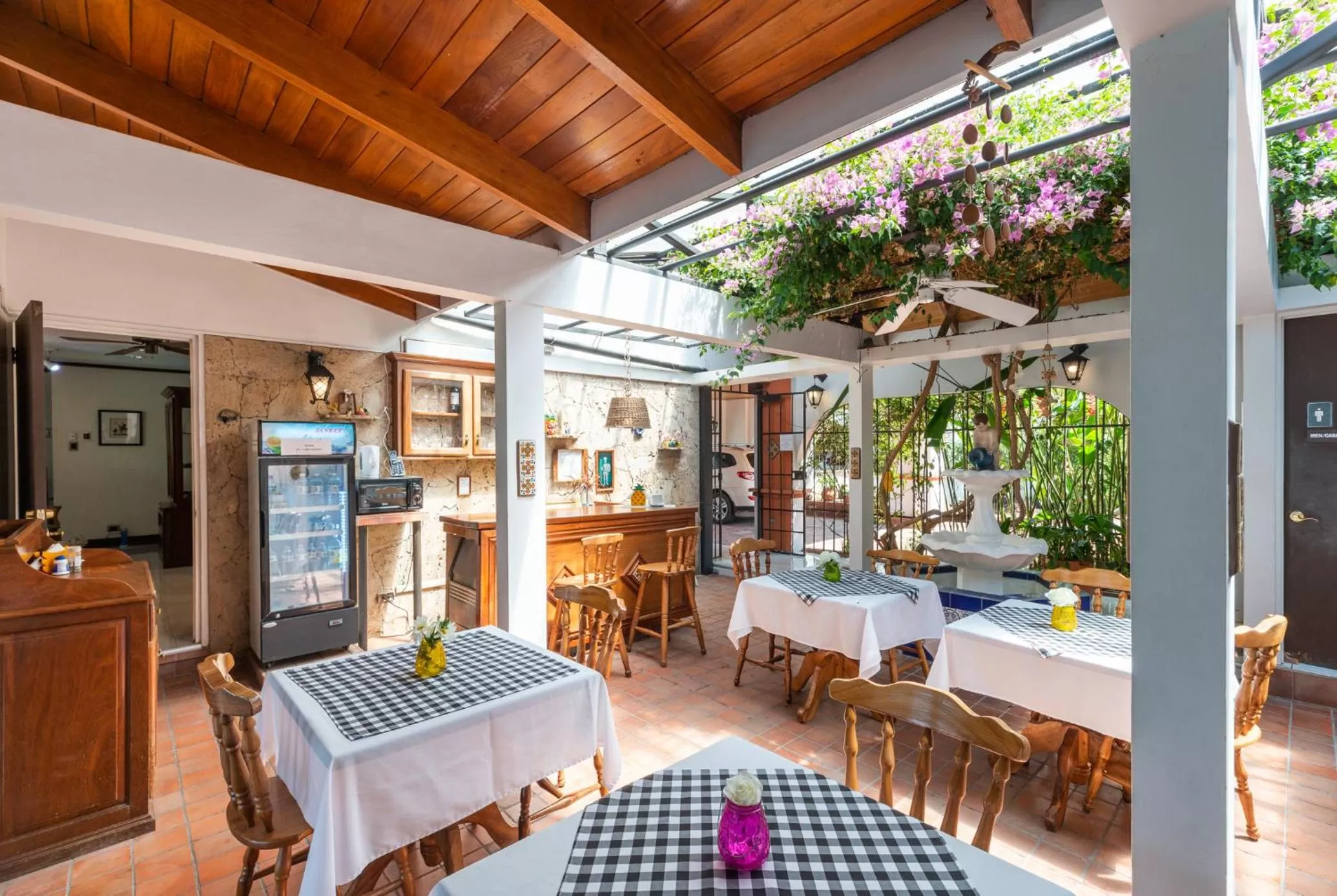 Restaurant/places to eat in Posada el Quijote