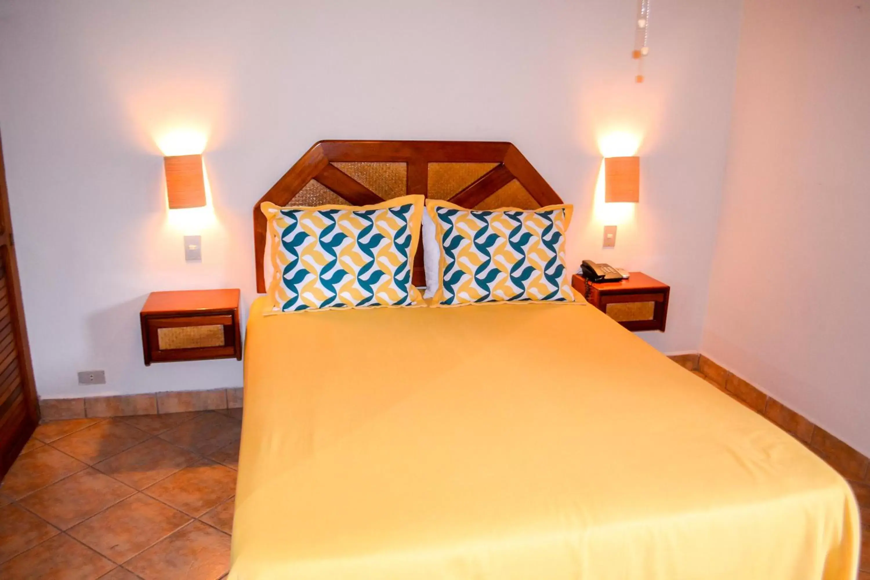 Bed in El Tucano Resort & Thermal Spa