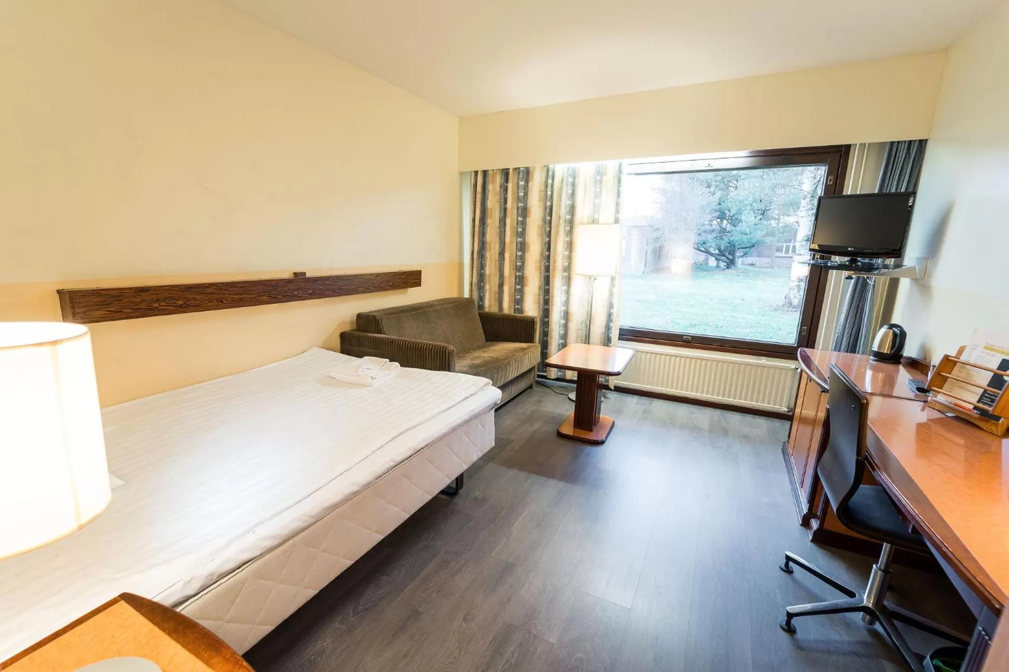 Photo of the whole room, Bed in Budget Hotel Raahe