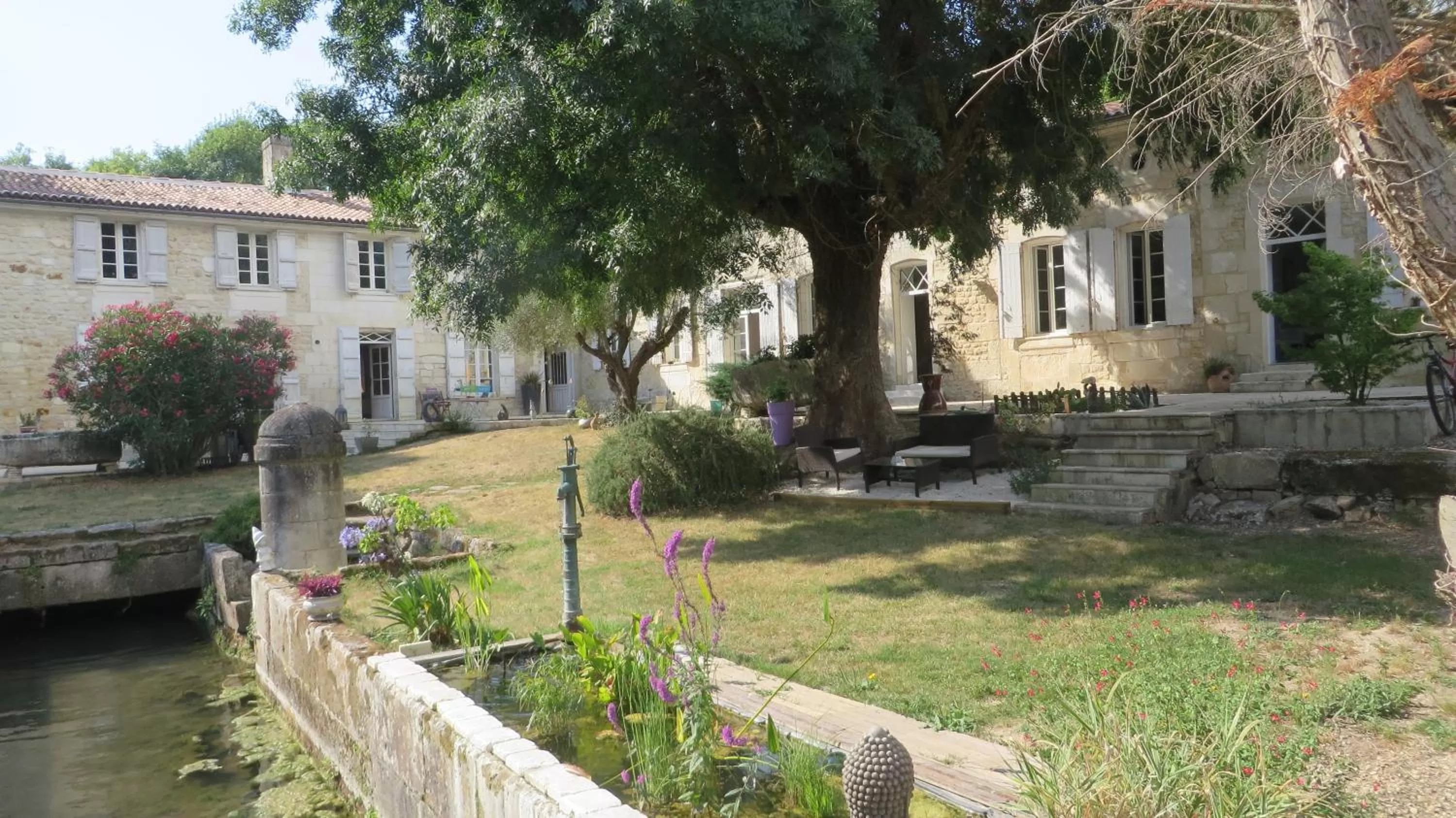 Property building in Jolysable