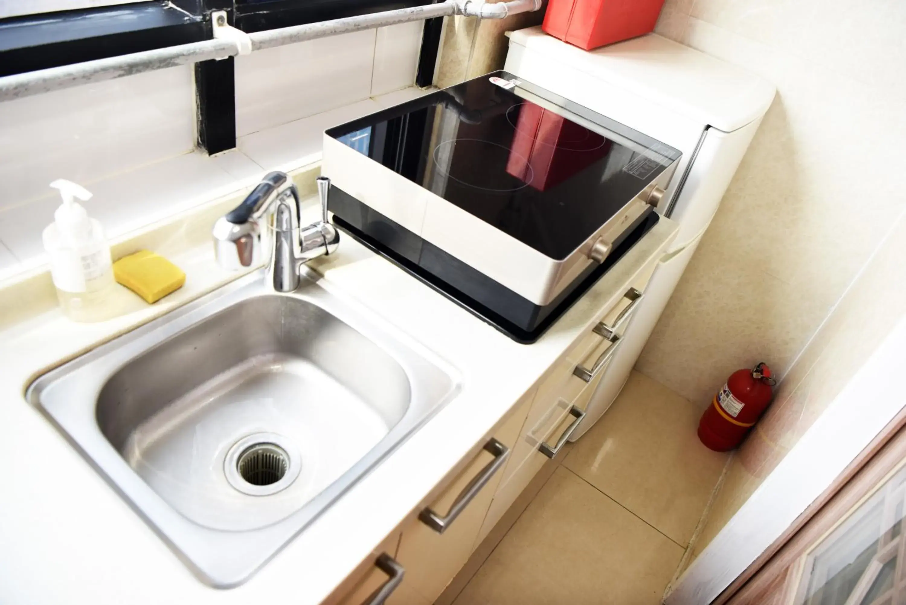 Kitchen/Kitchenette in Namsan Forest Guesthouse