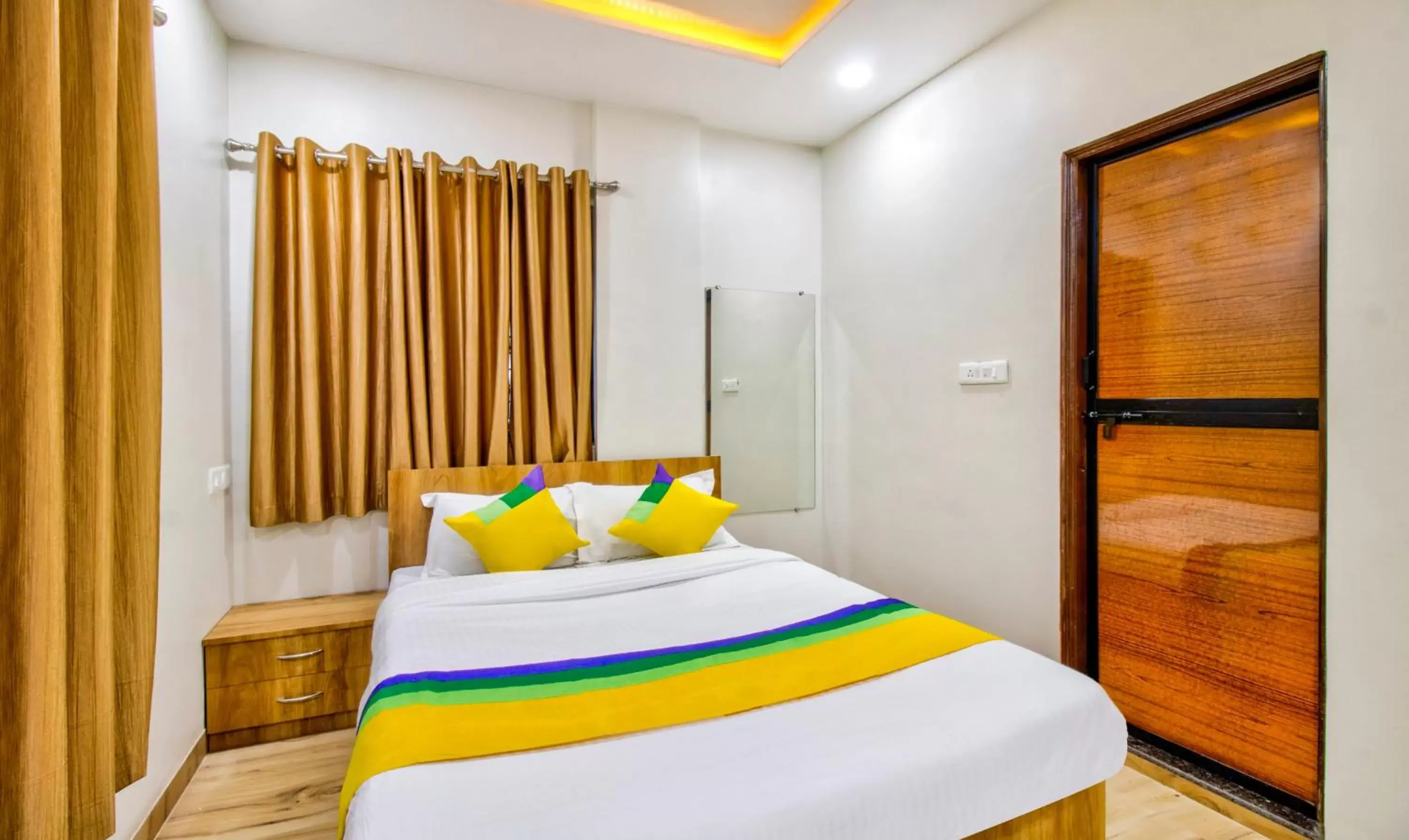 Bedroom, Bed in Itsy Hotels Shri Guru Service Apartment Bedroom, Bed in Itsy Hotels Shri Guru Service Apartment