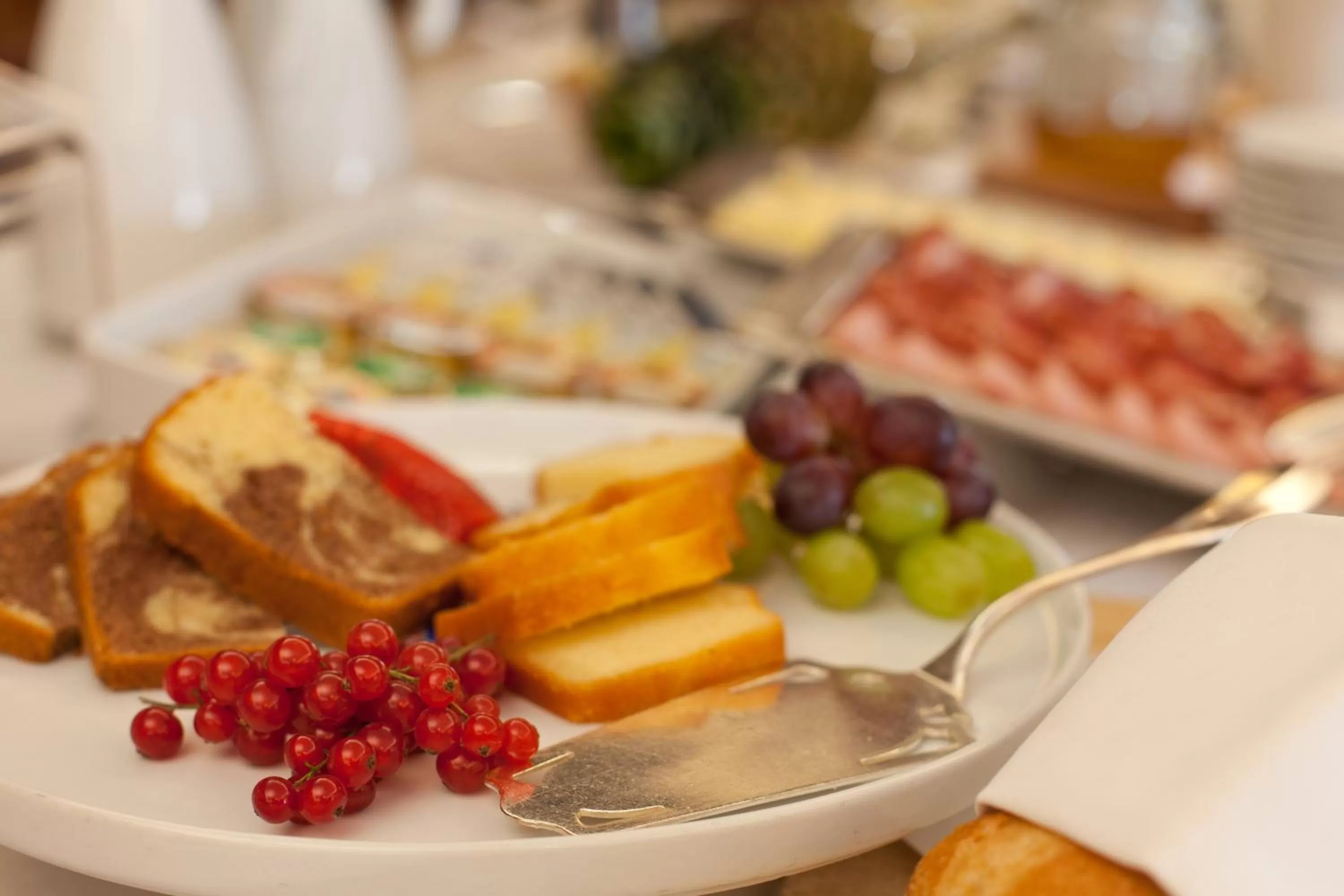 Continental breakfast in Hotel Federale