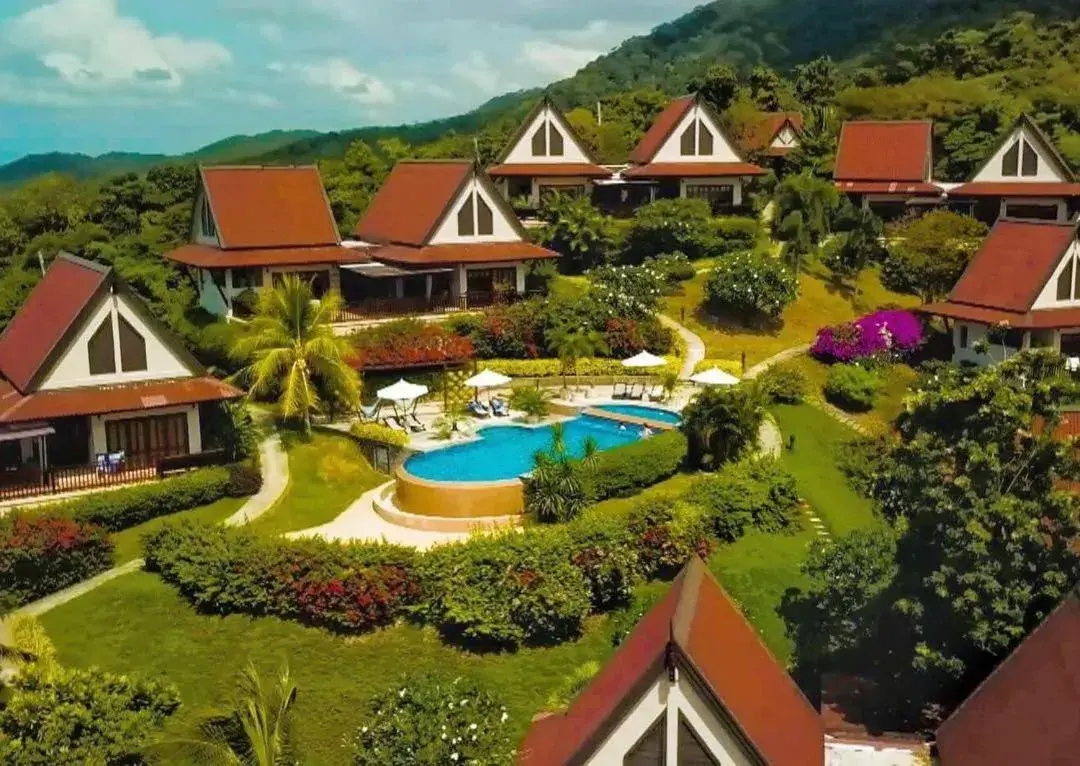 Property building, Pool View in Baan KanTiang See Villas - SHA Extra Plus