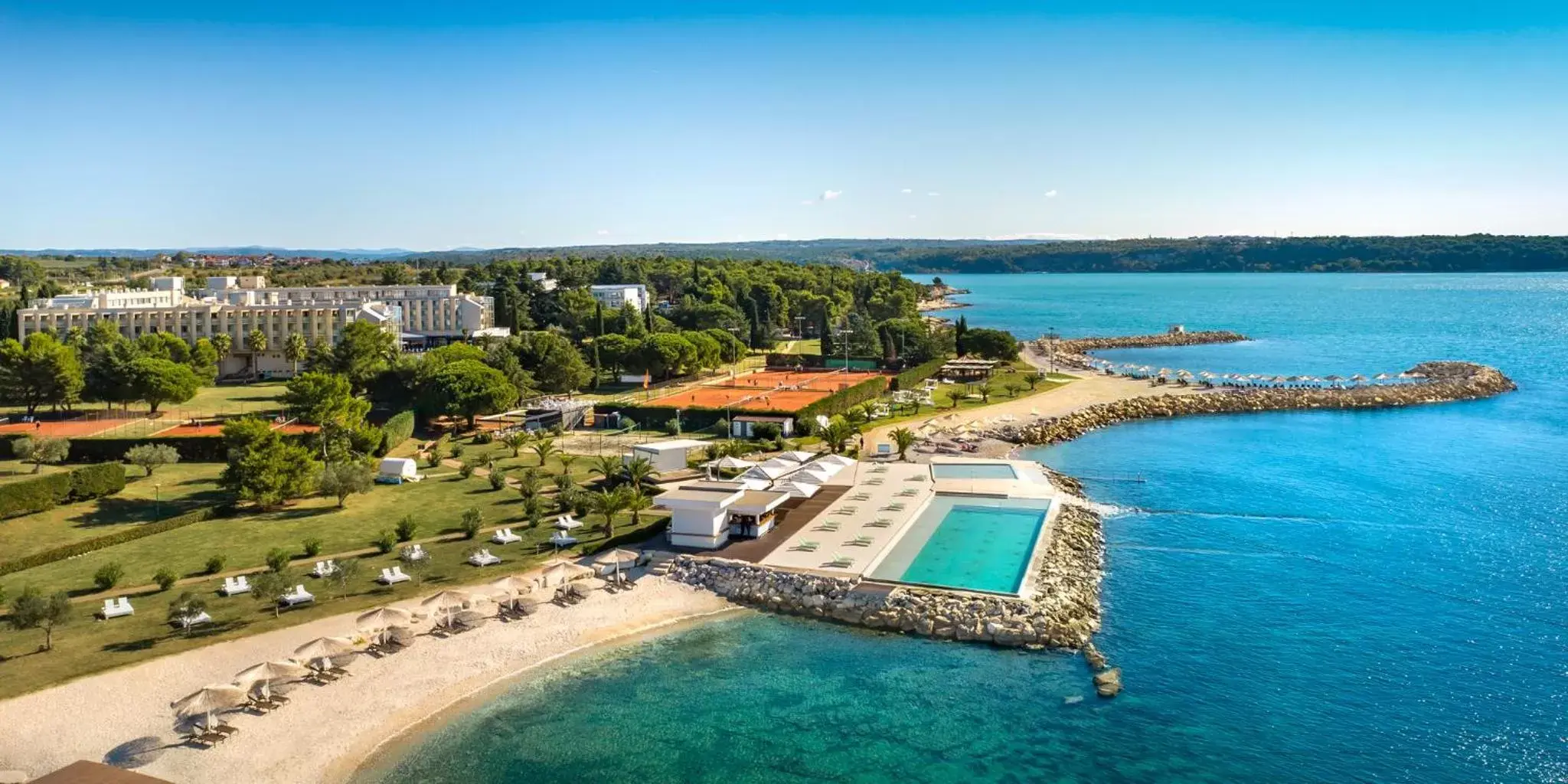 Property building, Bird's-eye View in Aminess Maestral Hotel