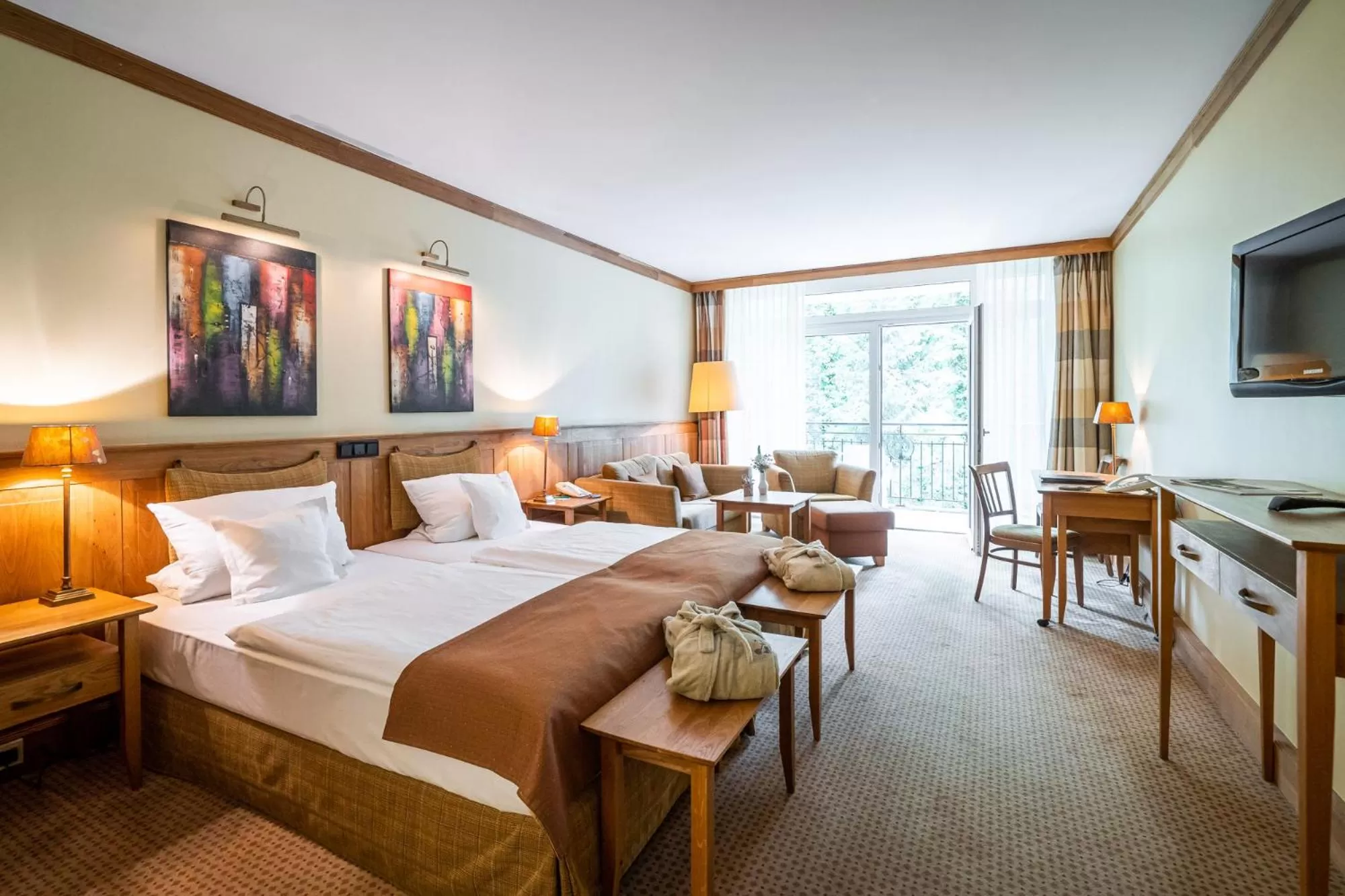 Photo of the whole room, Bed in Waldhotel Tannenhäuschen