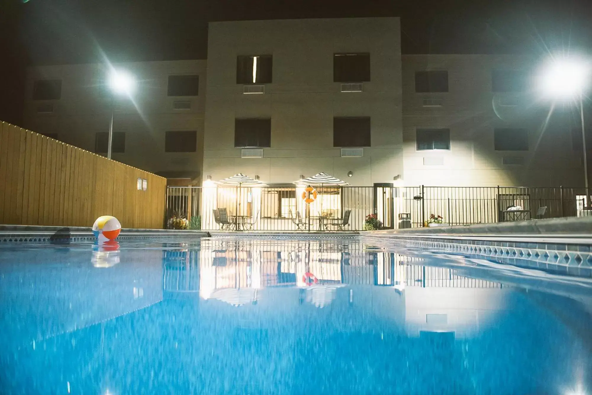 Swimming Pool in Silver Creek Hotel