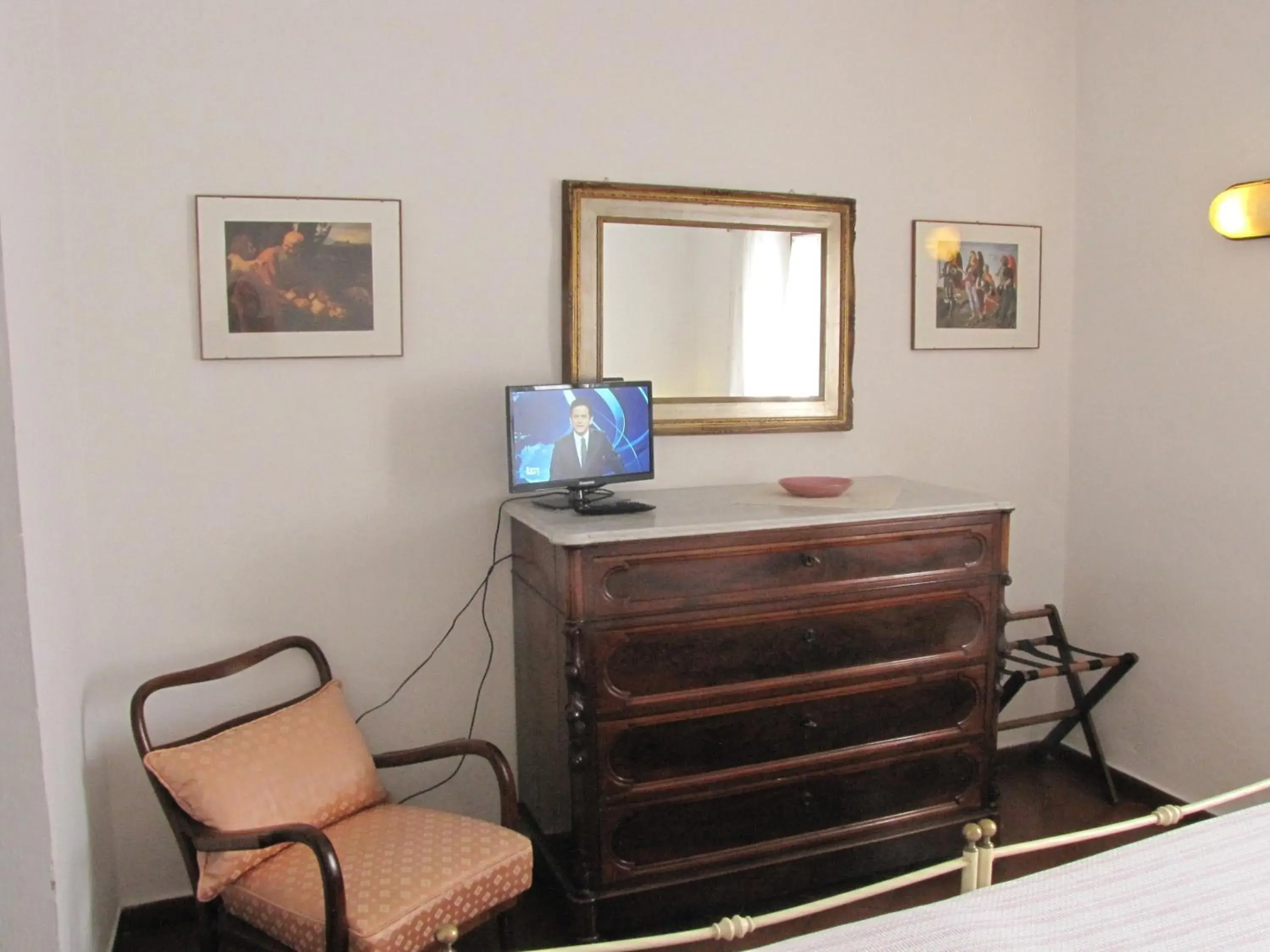 Bedroom, TV/Entertainment Center in Residence Casprini da Omero