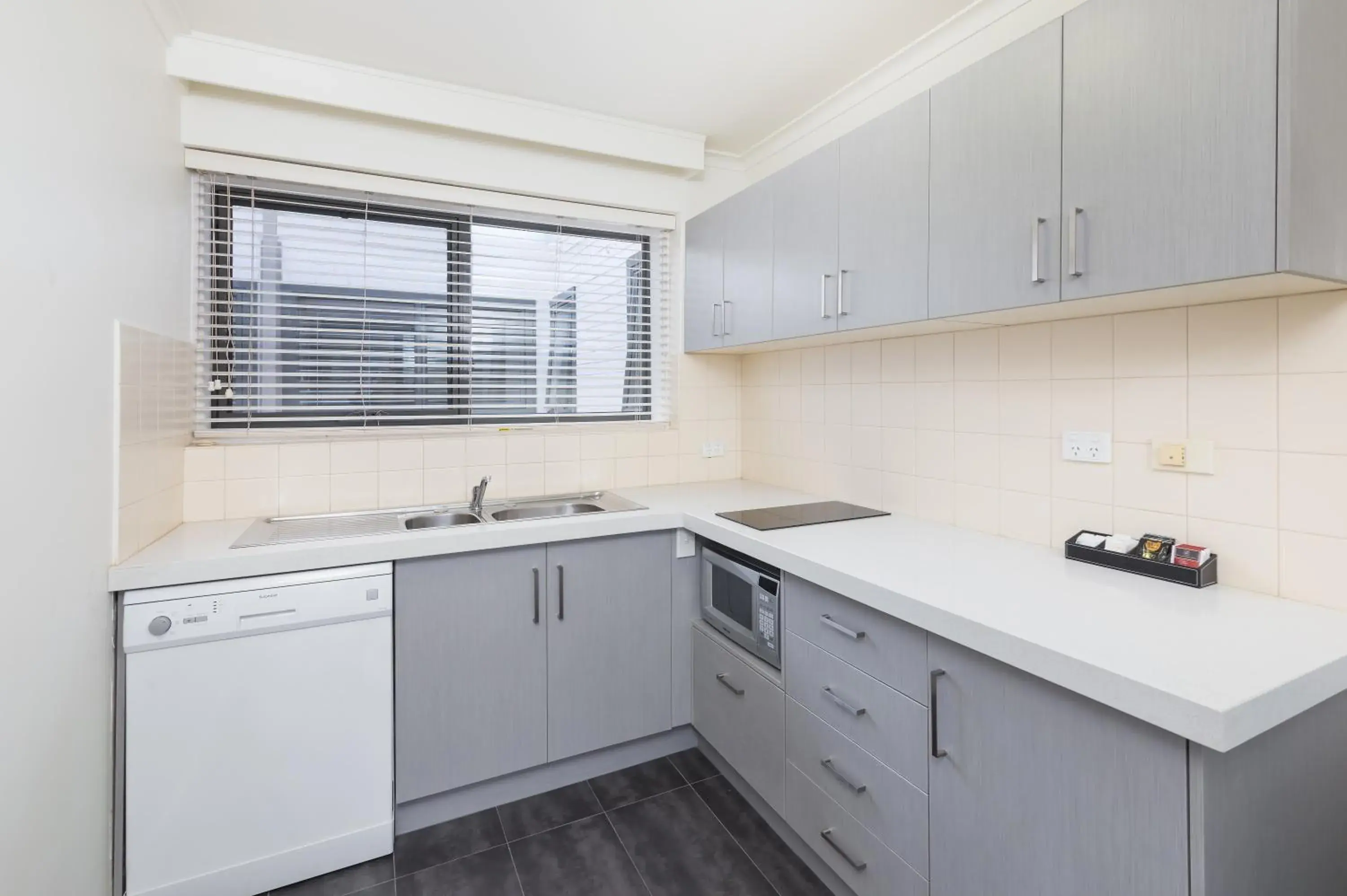 Kitchen or kitchenette, Kitchen/Kitchenette in City Edge East Melbourne Apartment Hotel