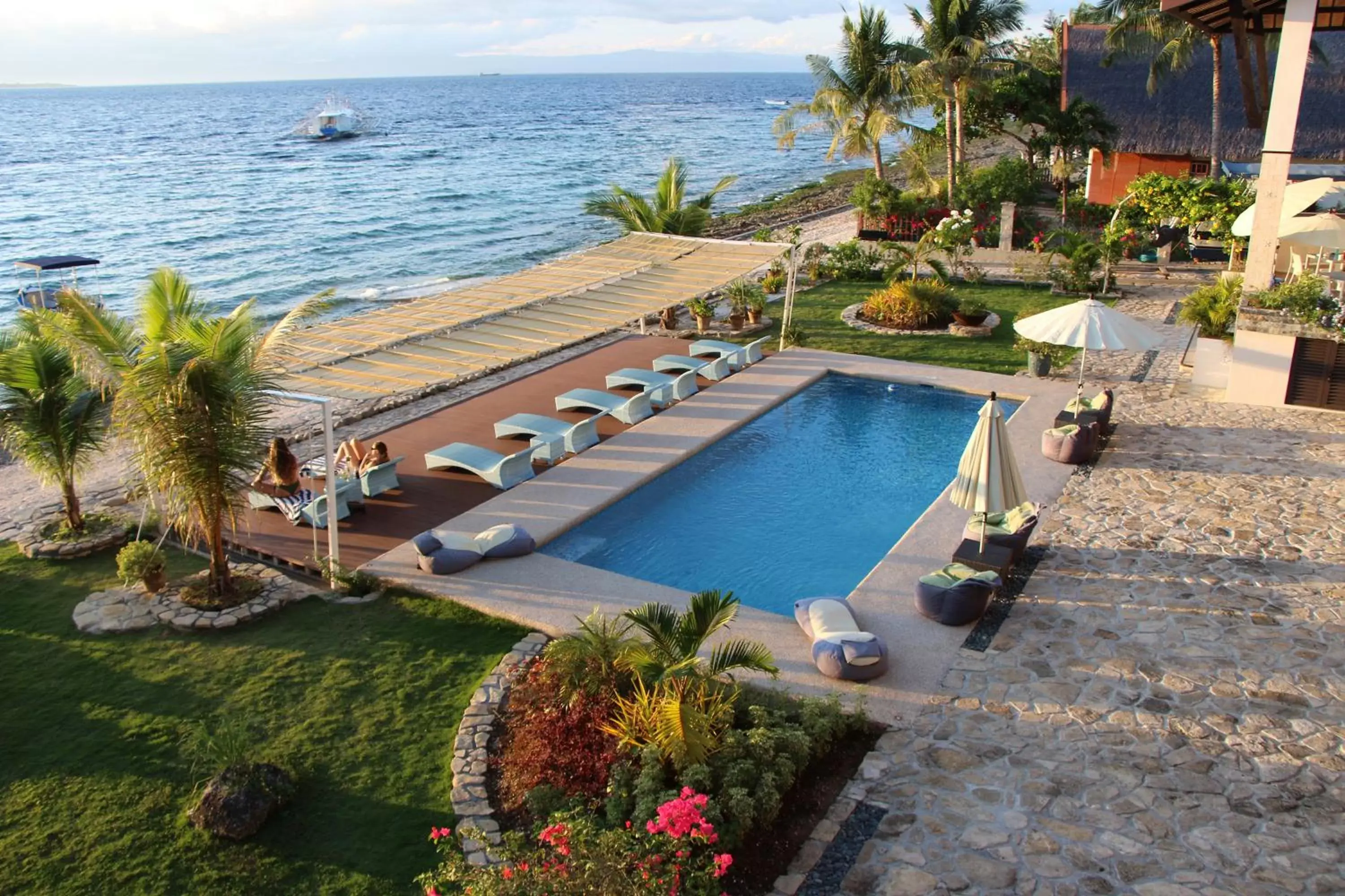 Sea view, Pool View in Emoha Dive Resort