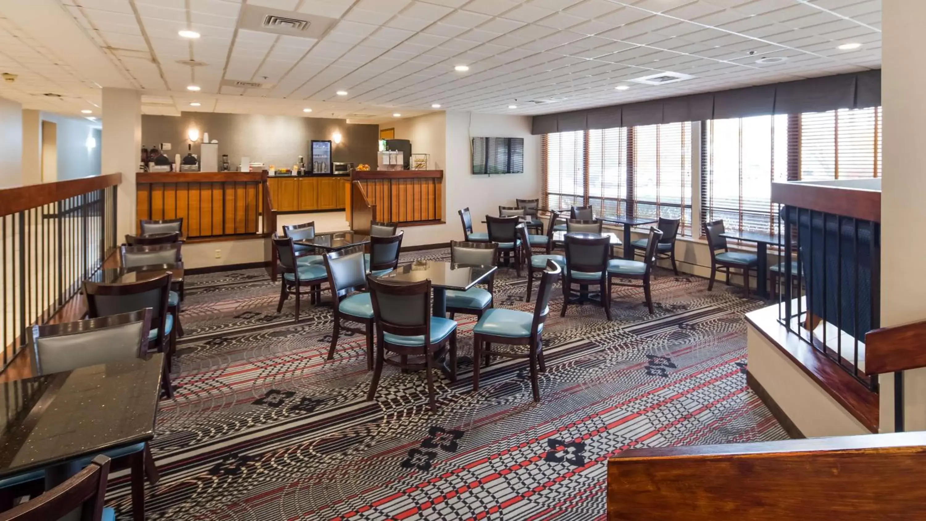 Restaurant/Places to Eat in The Hotel at Dayton Airport
