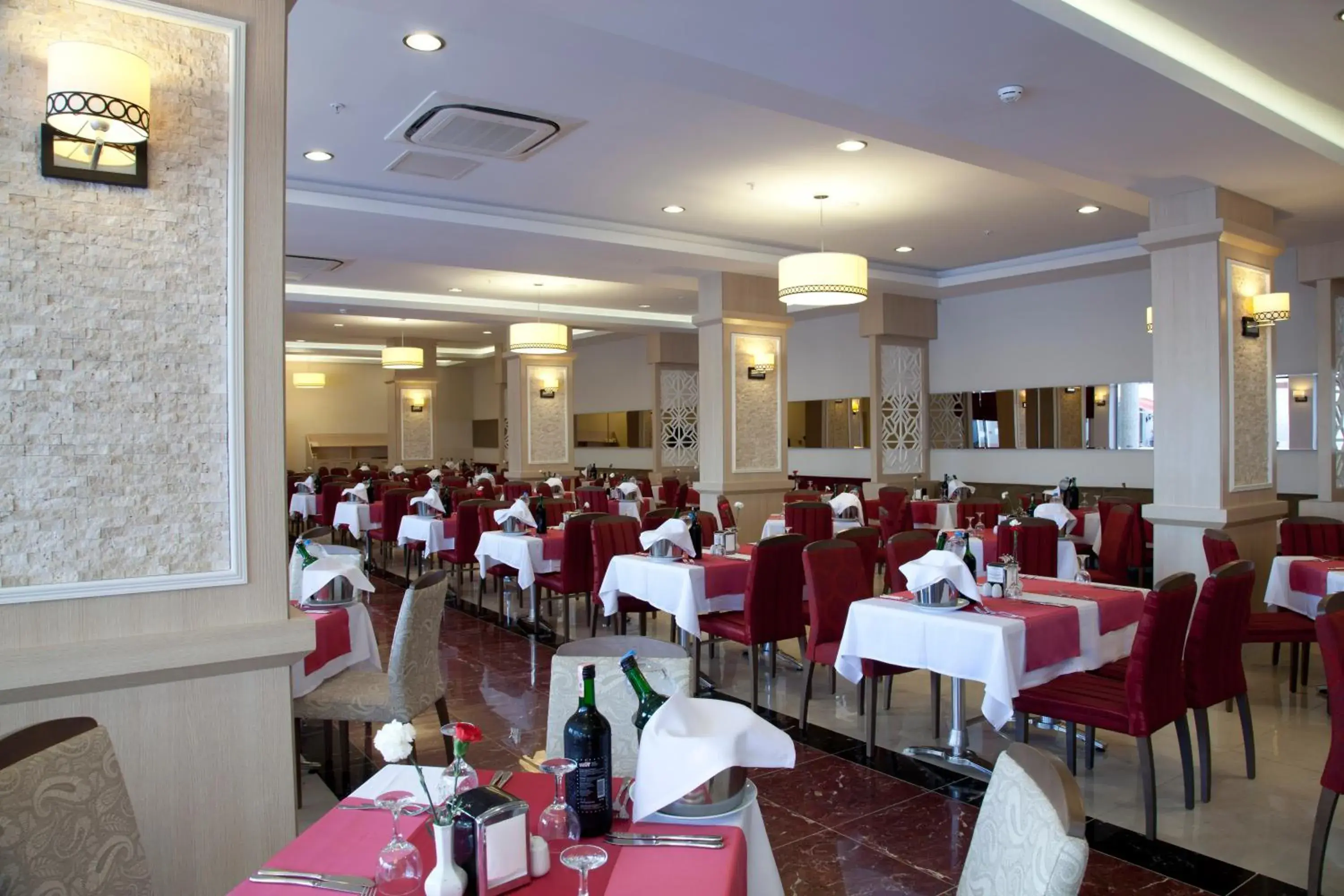 Restaurant/Places to Eat in Merve Sun Hotel & SPA