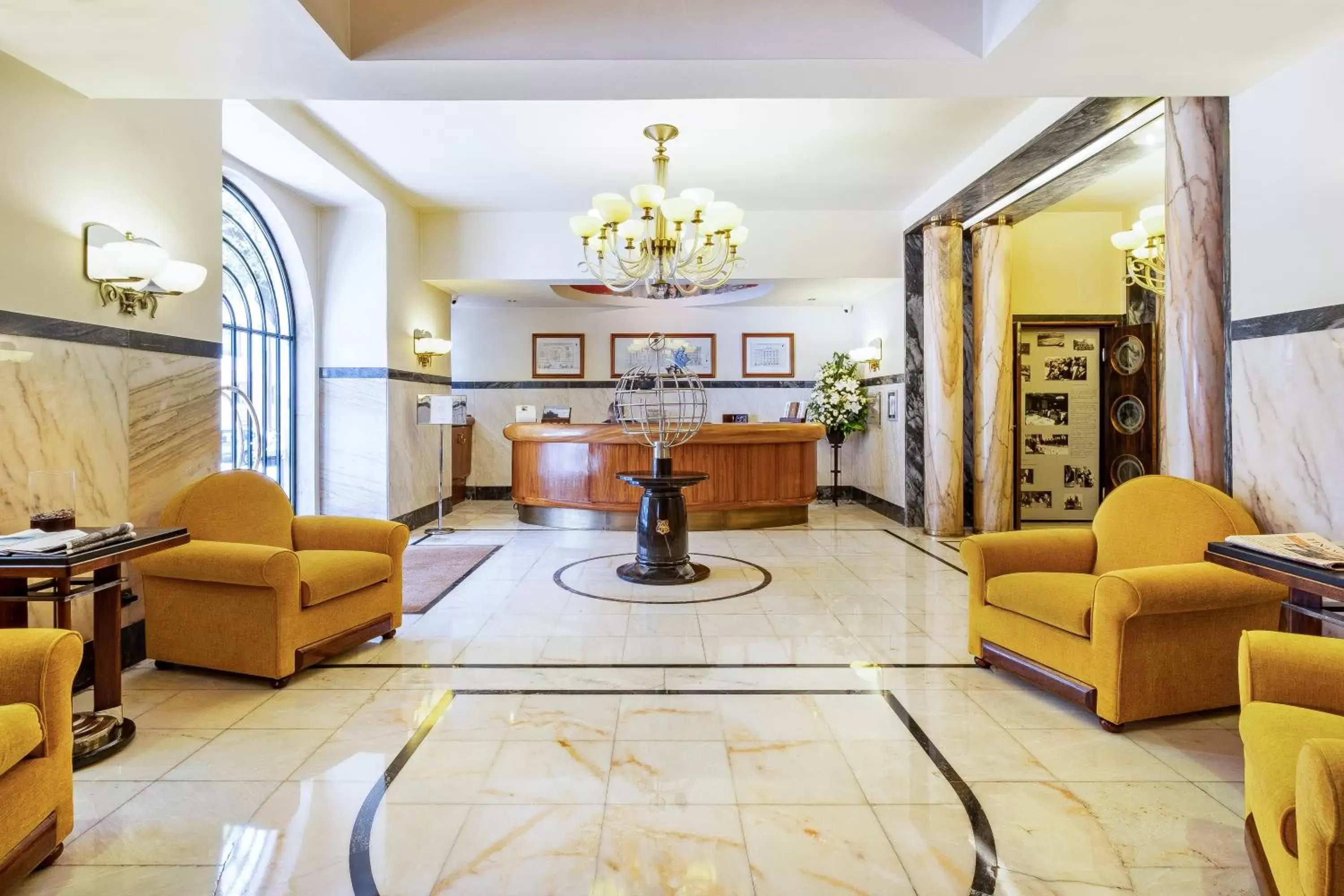 Lobby or reception, Lobby/Reception in Hotel Britania Art Deco - Lisbon Heritage Collection - Avenida