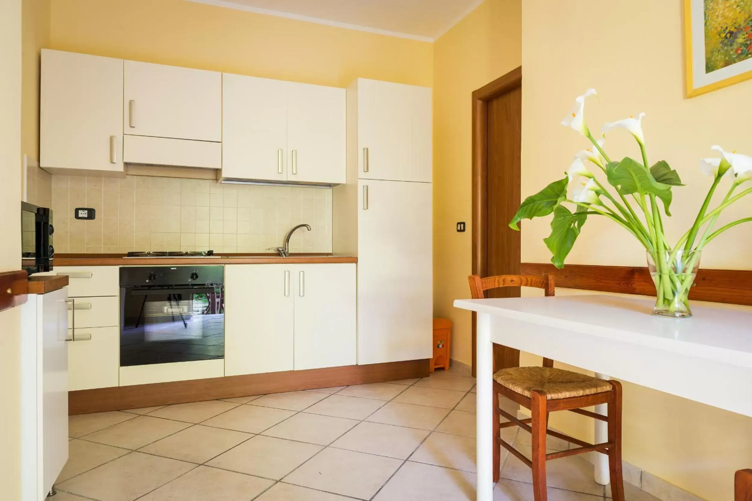 One-Bedroom Apartment (2 Adults) in B&B Il Girasole One-Bedroom Apartment (2 Adults) in B&B Il Girasole