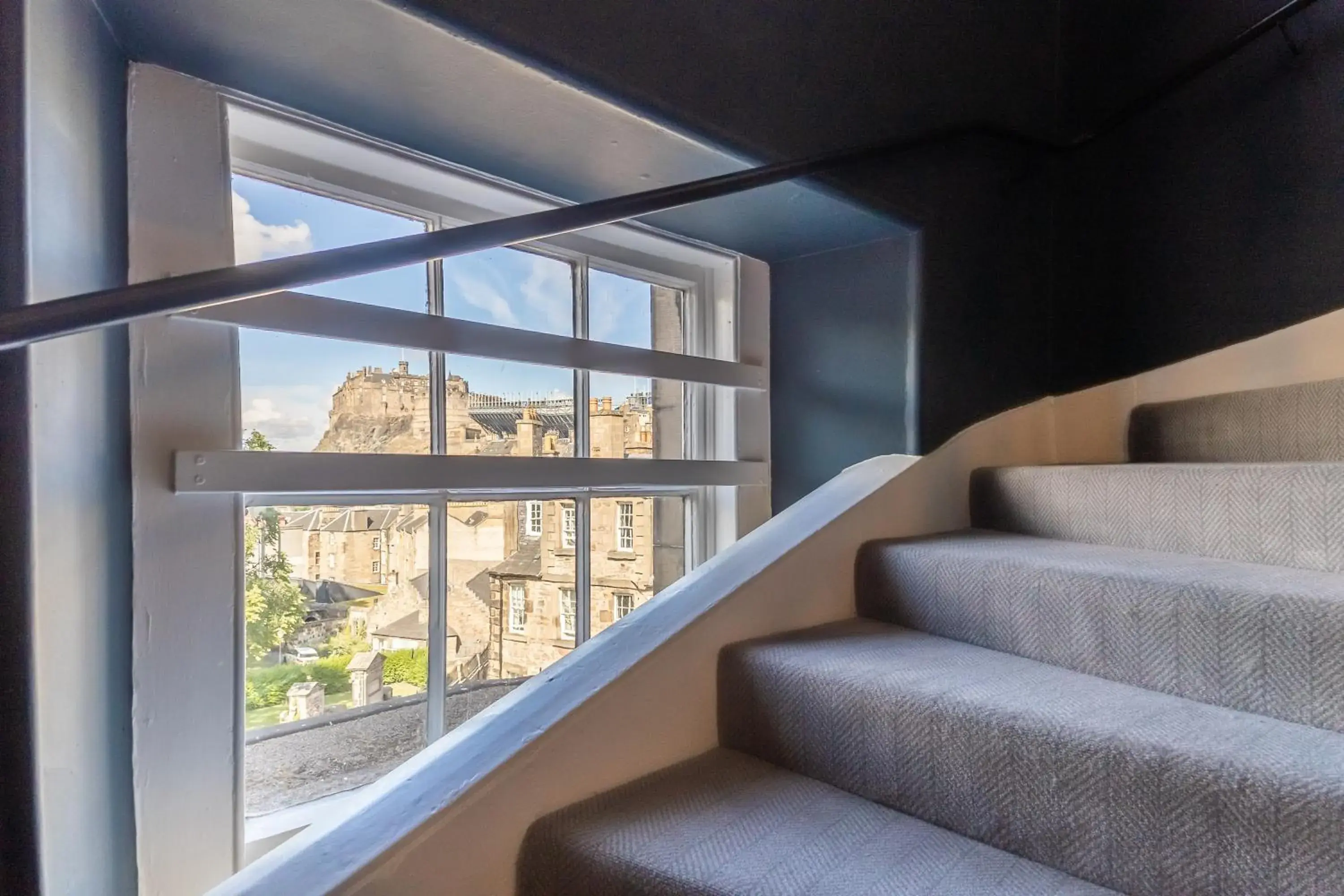 View (from property/room) in No1 Apartments Edinburgh - George IV Bridge