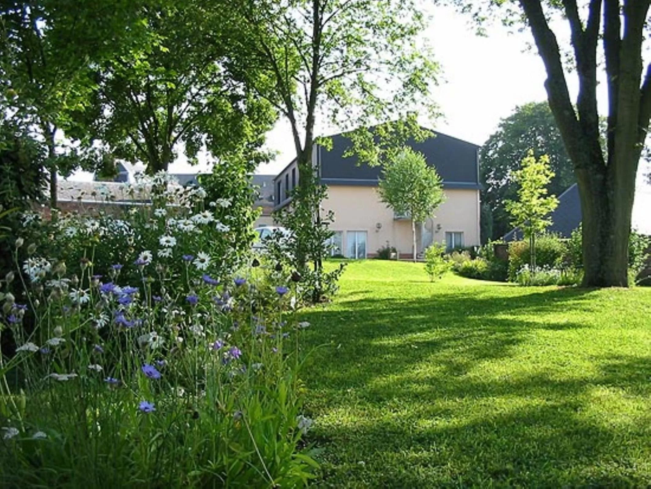 Day in Hôtel Restaurant La Paix La Robe et le Palais