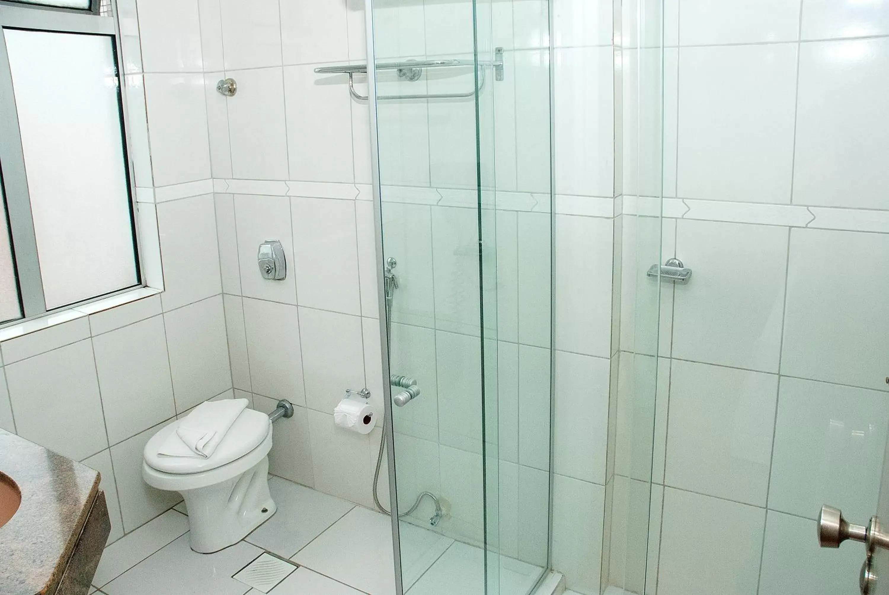 Bathroom in Caravelle Palace Hotel