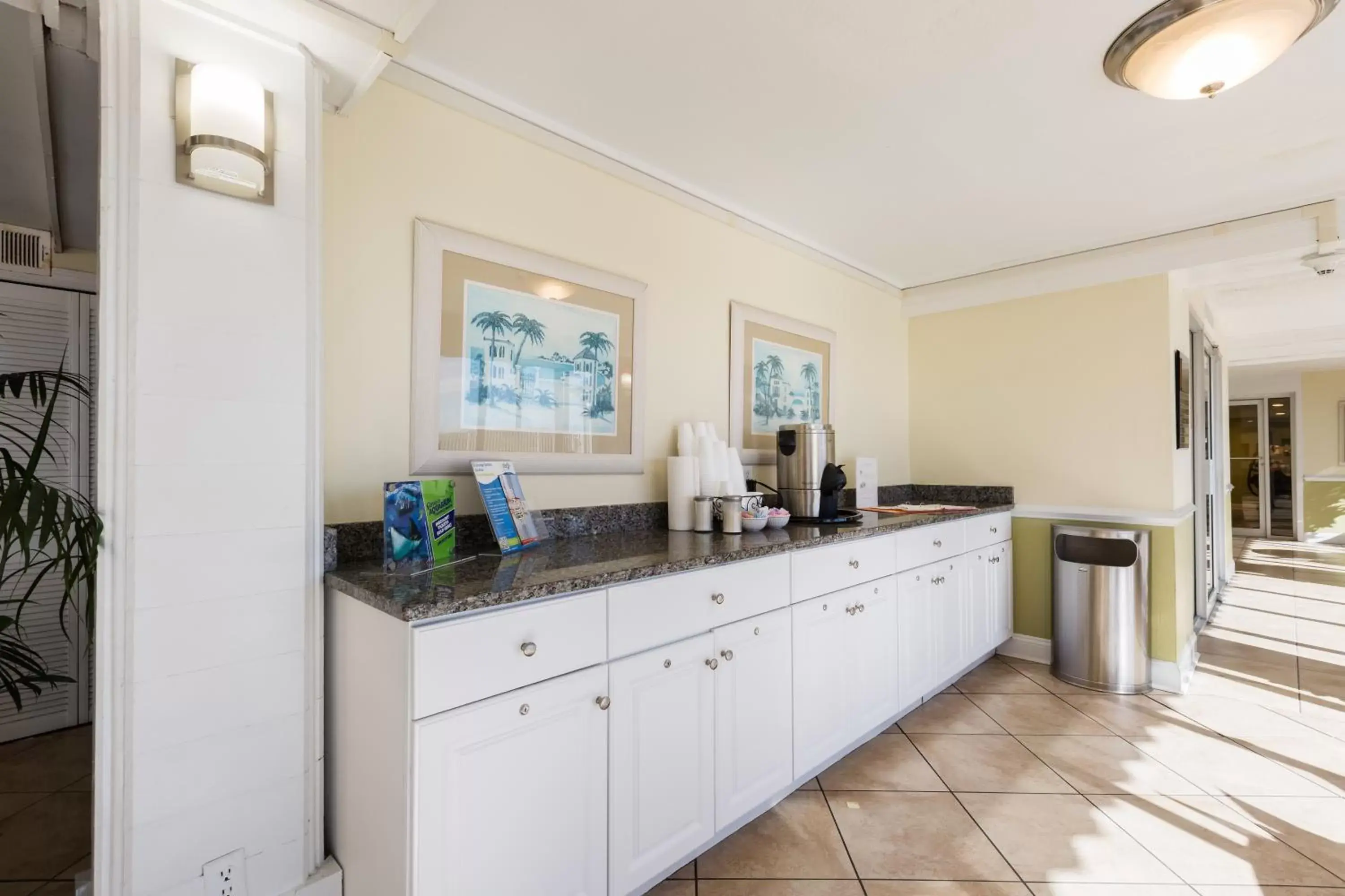 Area and facilities, Kitchen/Kitchenette in Maritime Beach Club by Capital Vacations