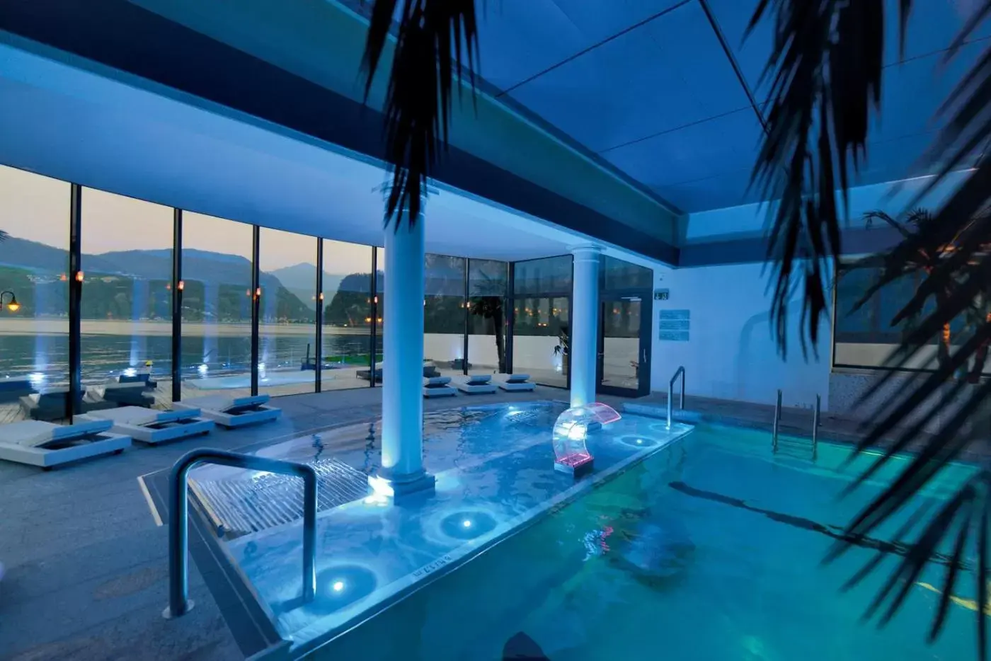 Spa and wellness centre/facilities, Swimming Pool in Seehotel Pilatus