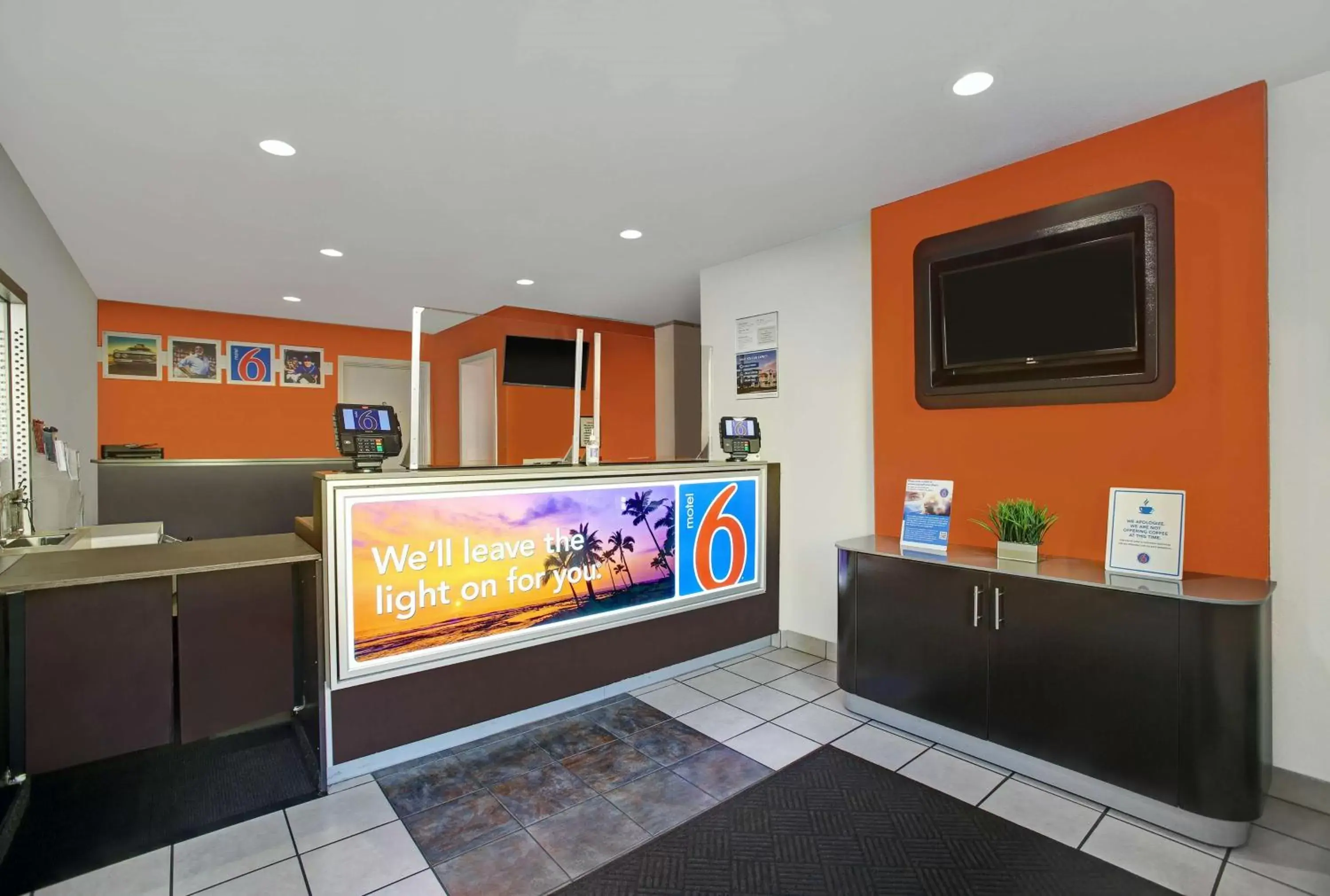 Lobby or reception in Motel 6-Santa Clara, CA