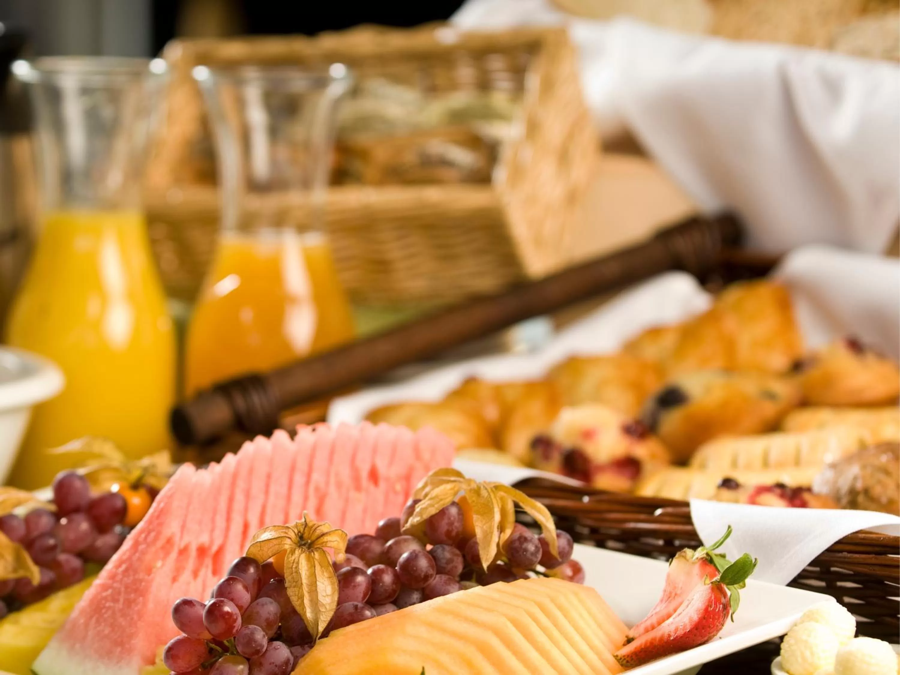 Breakfast in Shamsan Airport Hotel