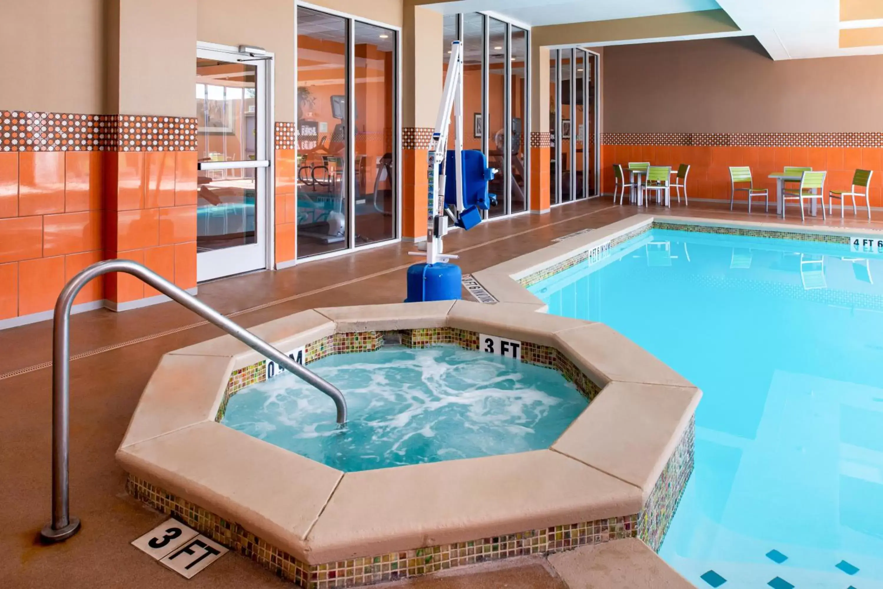 Swimming Pool in The Holiday Inn Amarillo West Medical Center, an IHG Hotel