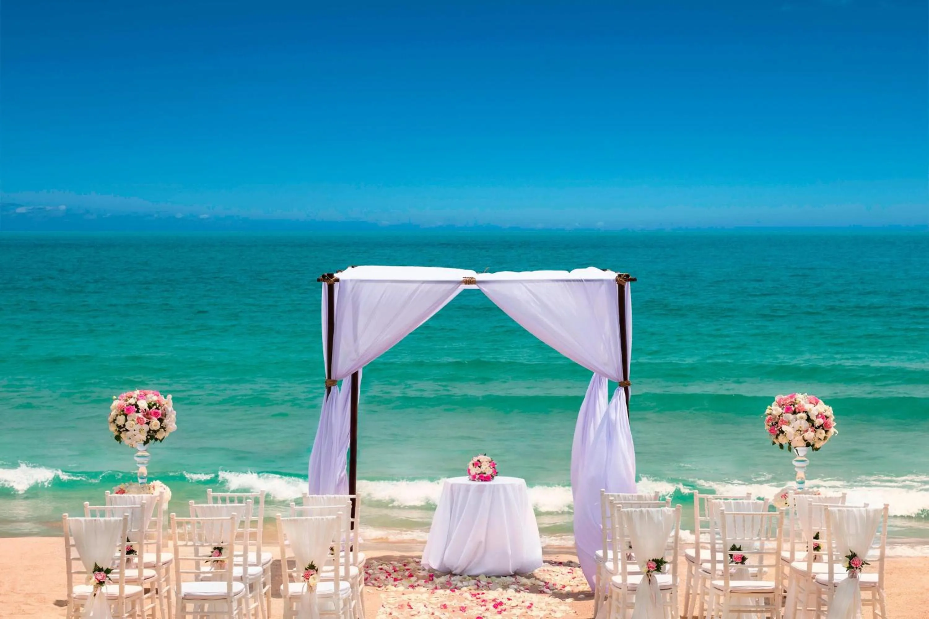 Banquet/Function facilities in Vana Belle, A Luxury Collection Resort, Koh Samui