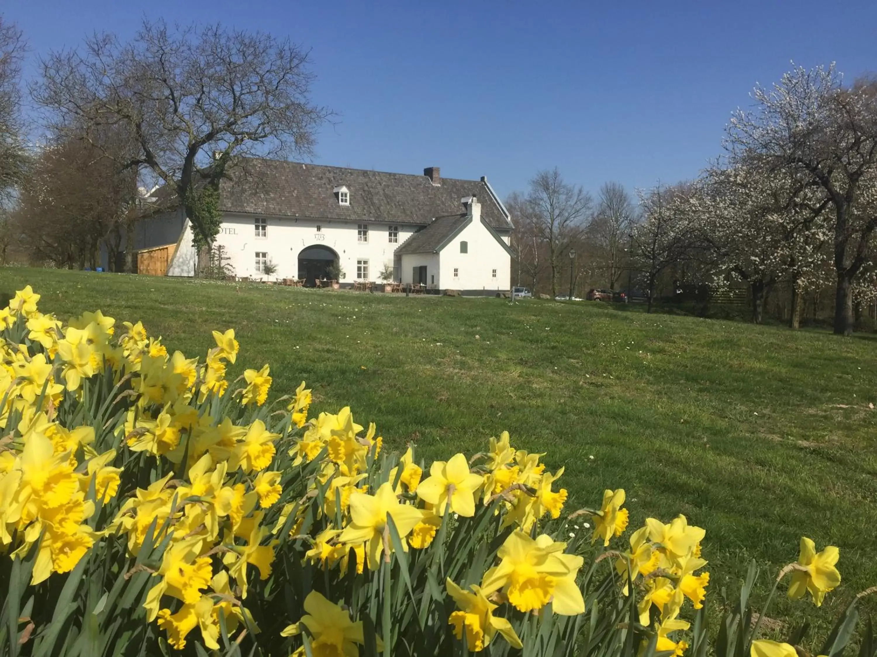 Facade/entrance, Property Building in Fletcher Hotel-Restaurant Kasteel Erenstein