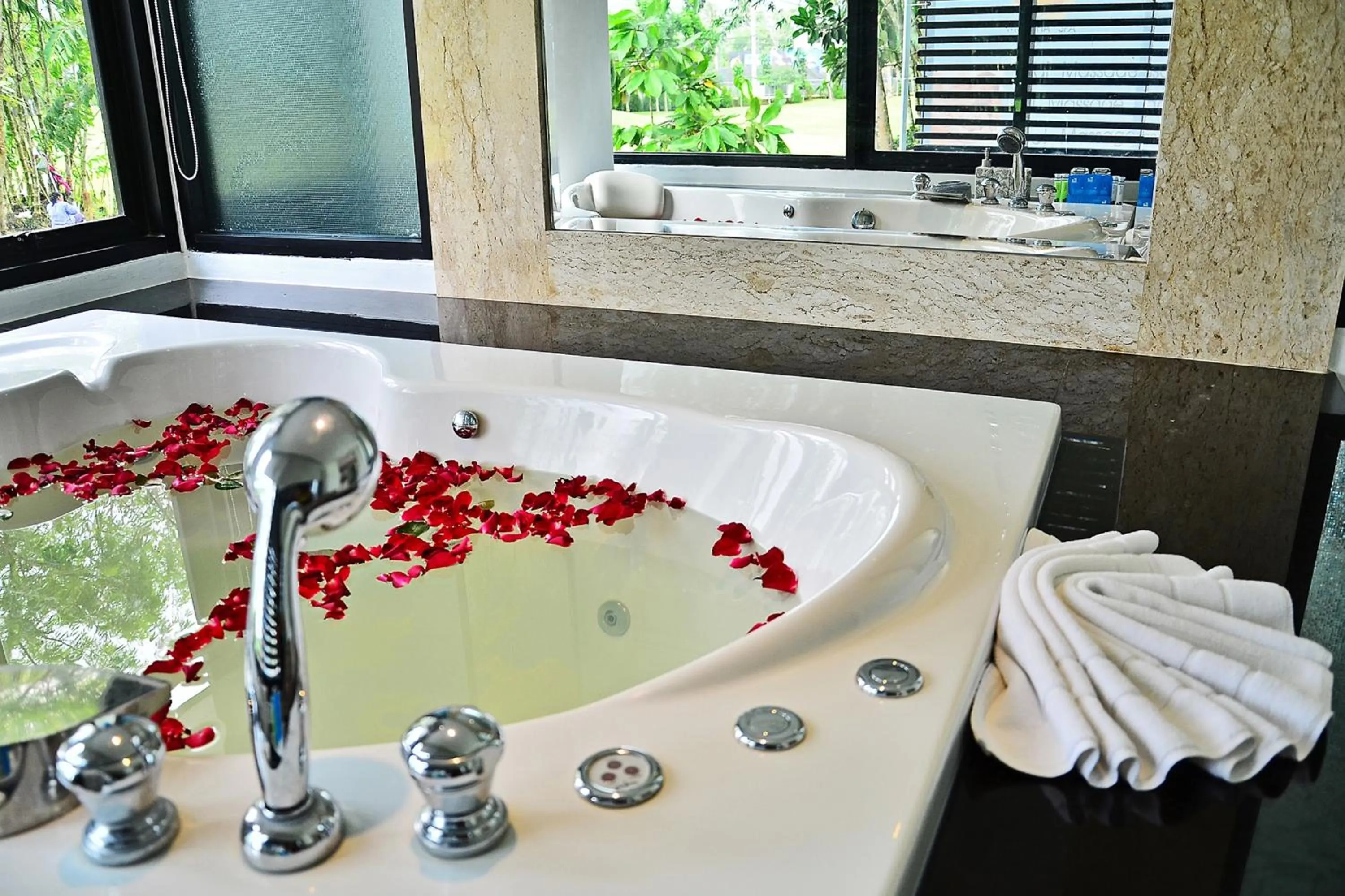 Spa and wellness centre/facilities in The Par Phuket SHA Plus