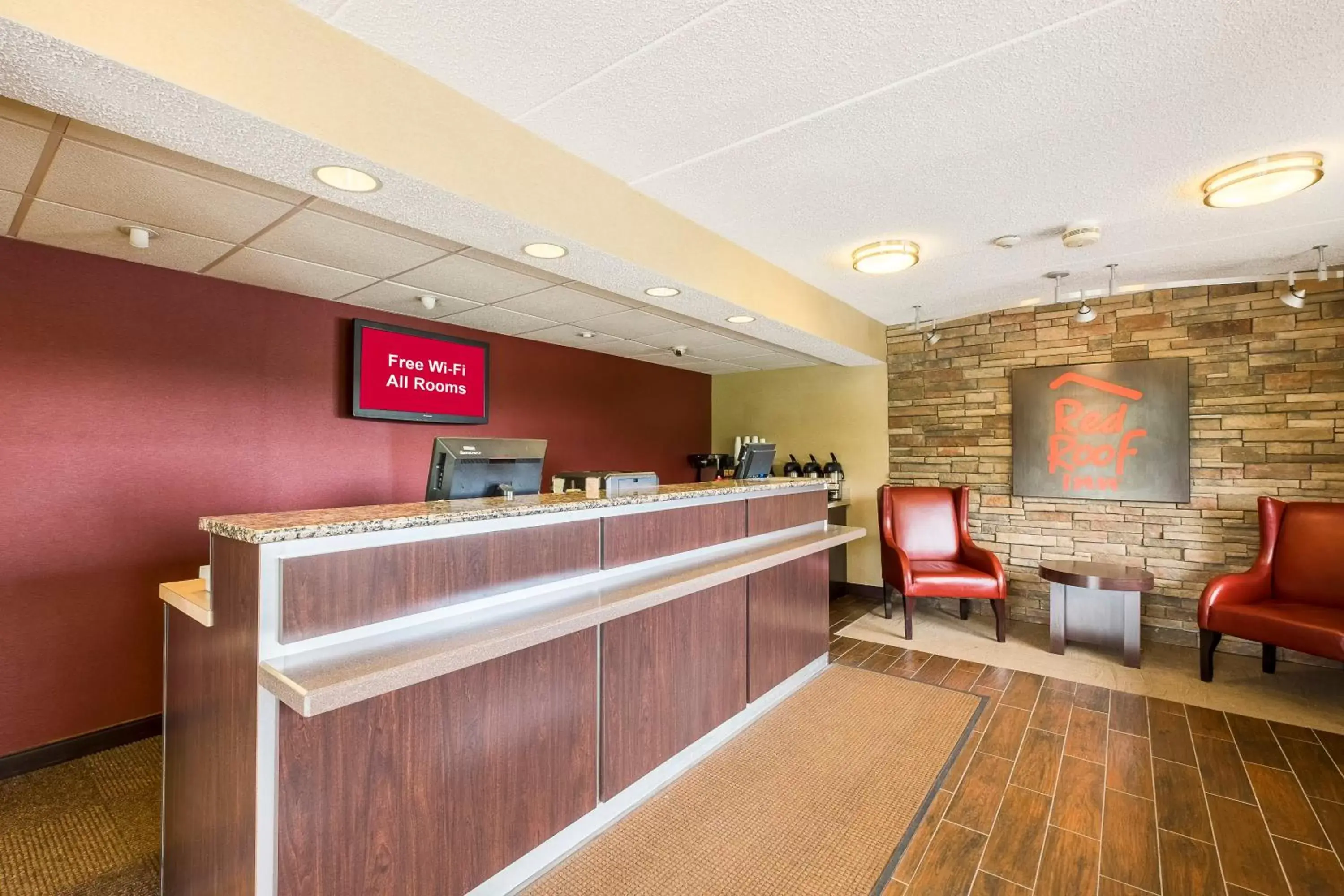 Lobby or reception, Lobby/Reception in Red Roof Inn Boston - Southborough/Worcester