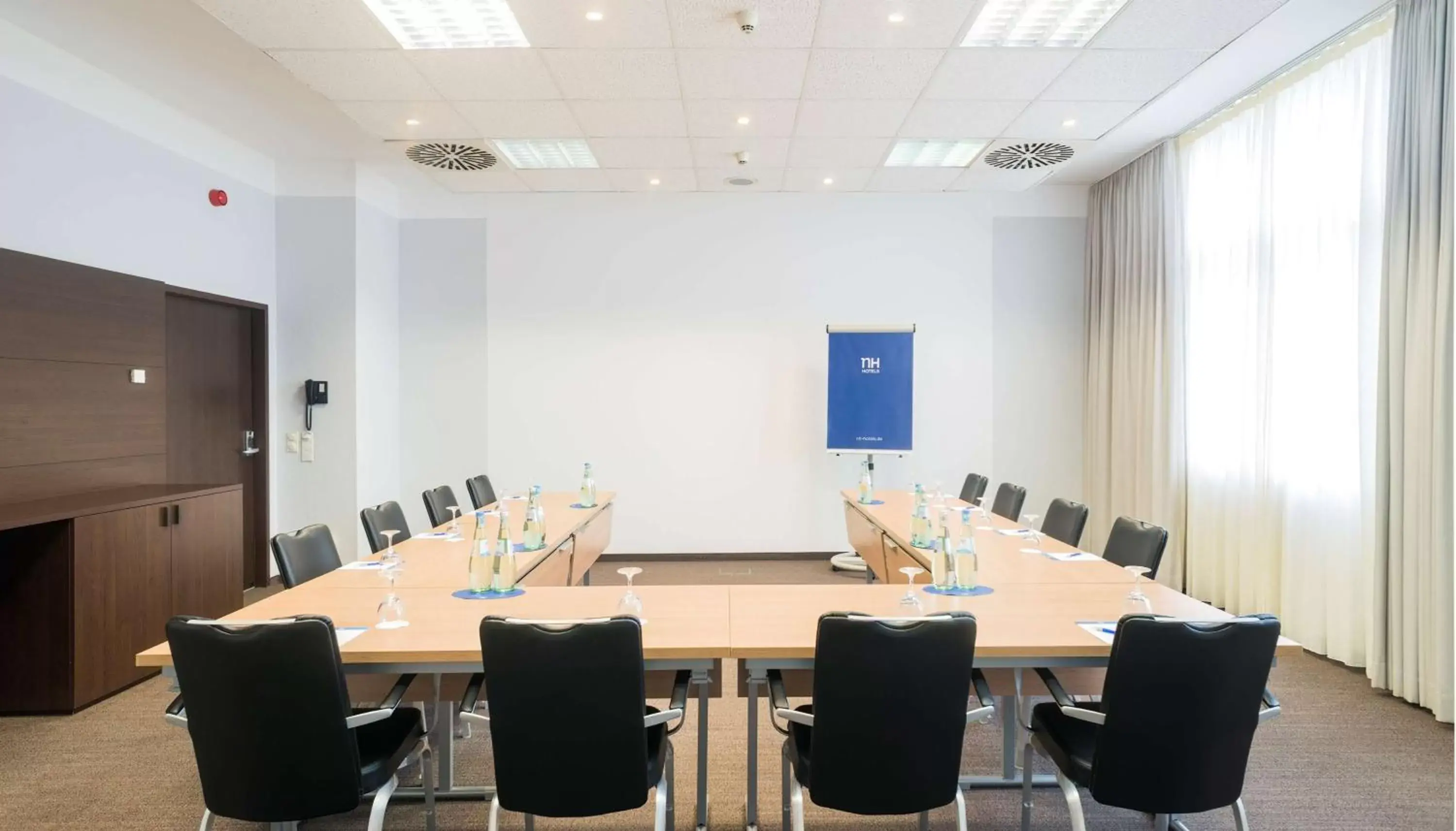 Meeting/conference room in NH Frankfurt Airport West