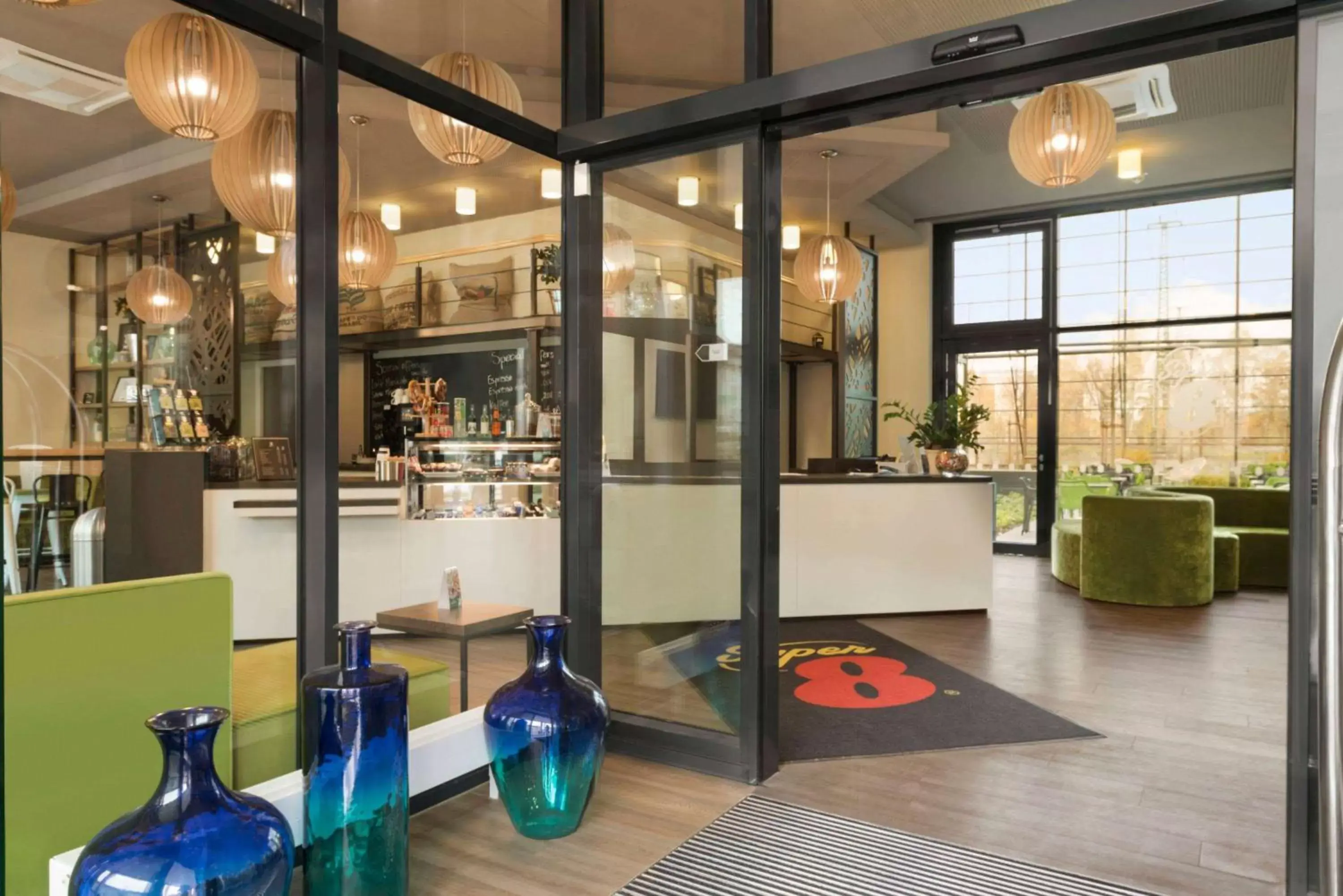 Property building in Super 8 by Wyndham Munich City West Property building in Super 8 by Wyndham Munich City West