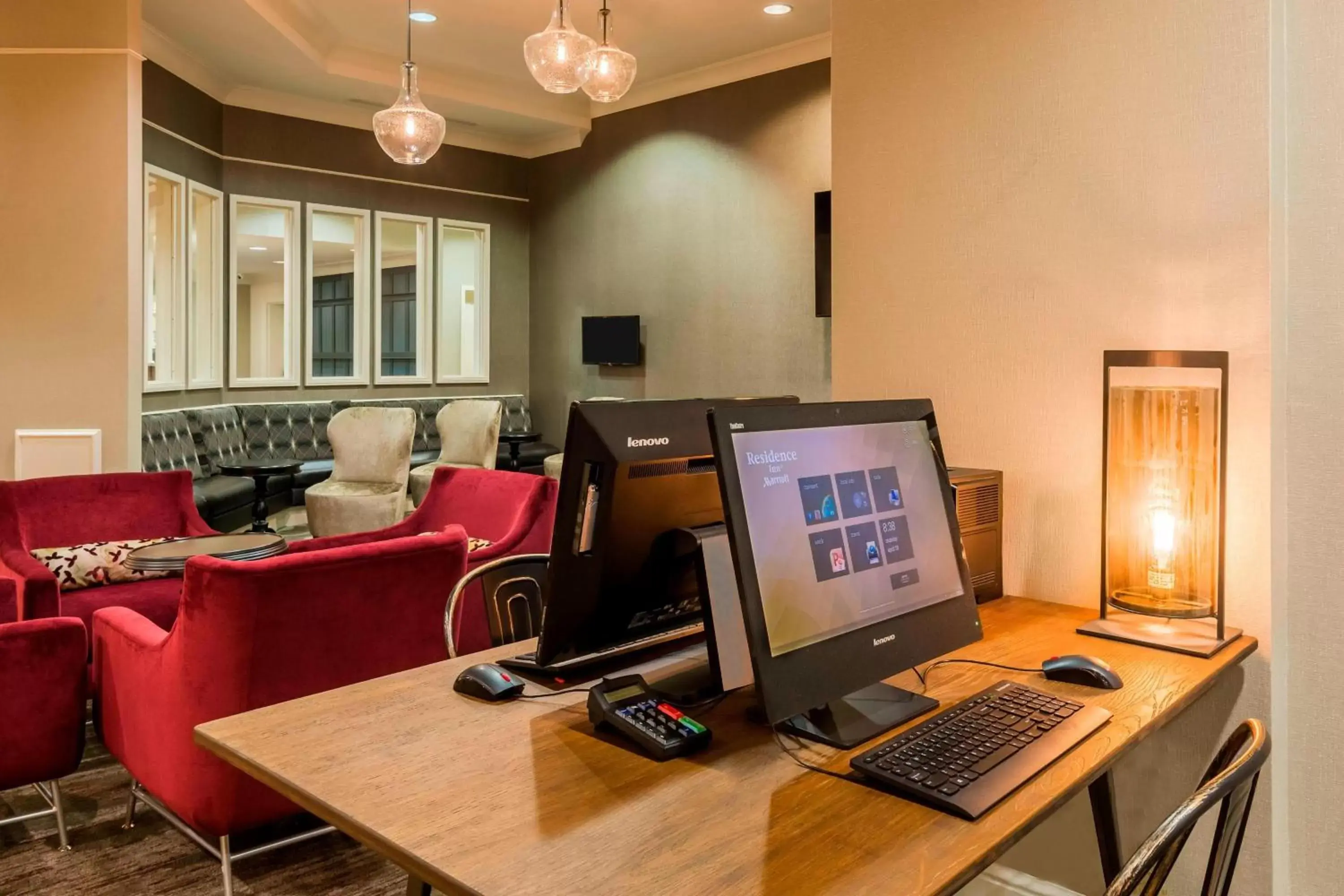Business facilities in Residence Inn Savannah Downtown Historic District