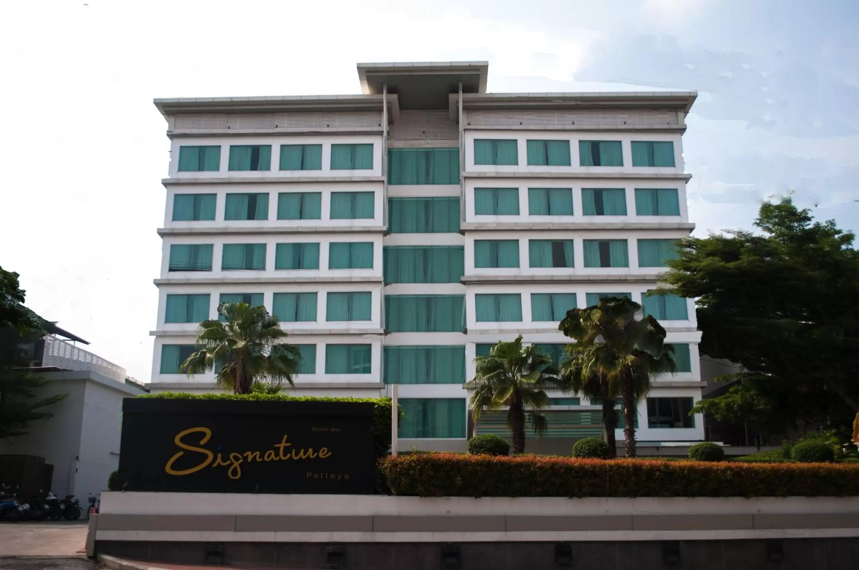 Property Building in Signature Pattaya