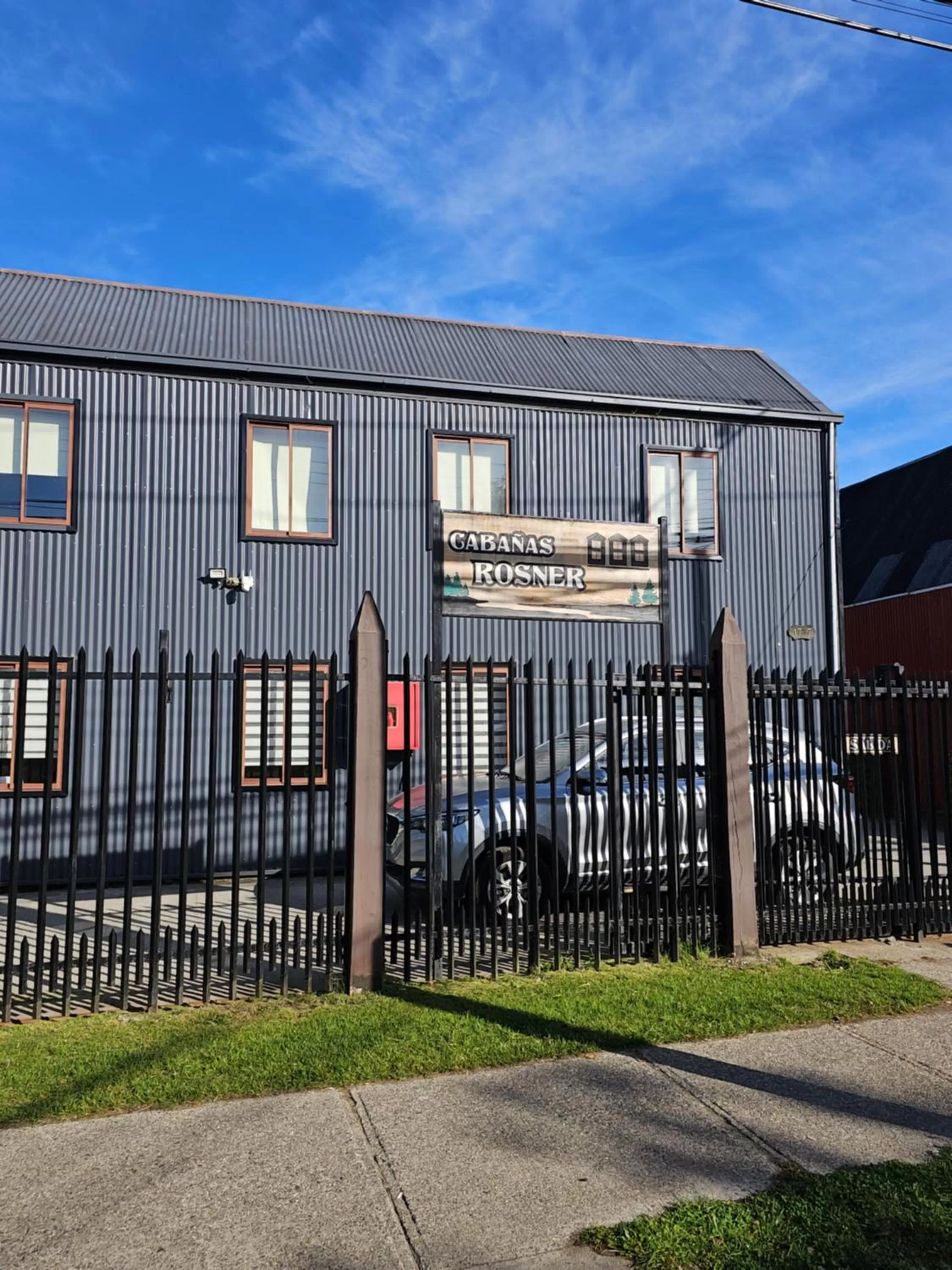 Property building in Cabañas Rosner