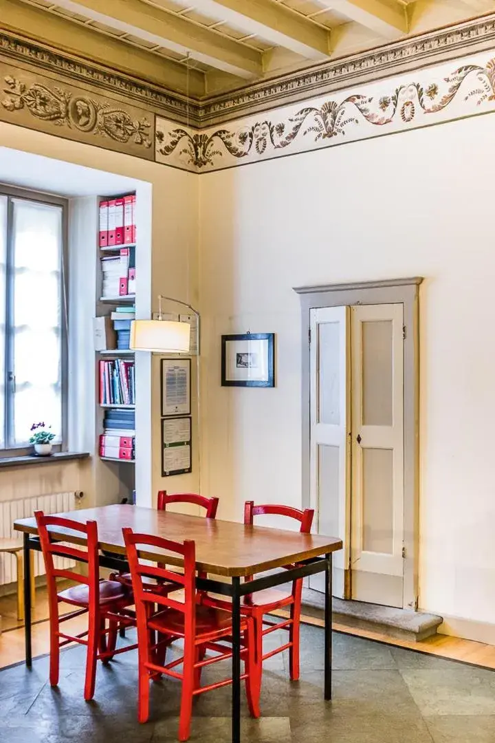 Dining Area in B&B Entro Le Mura