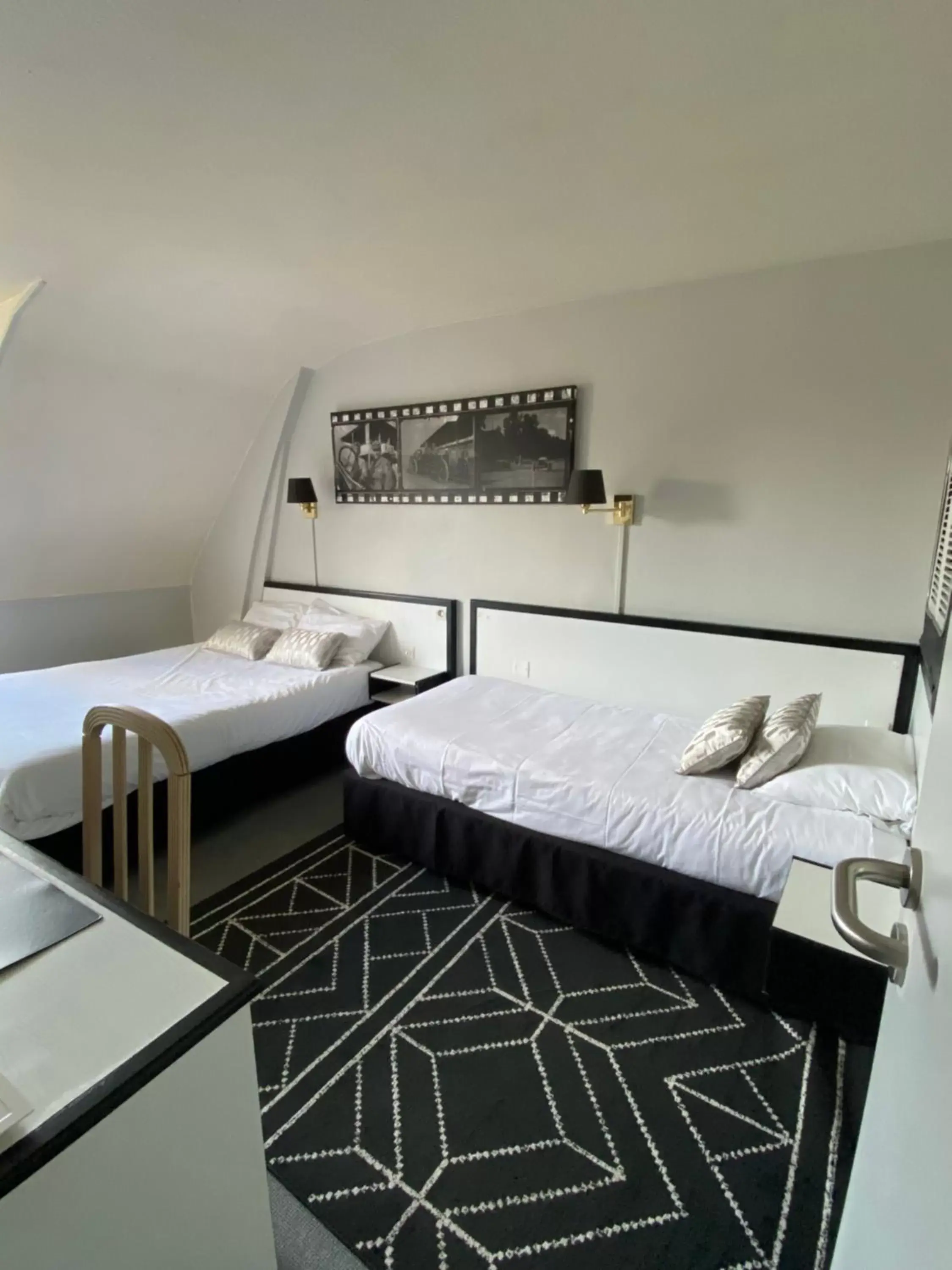 Photo of the whole room, Bed in Hôtel Céline - Hôtel de la Gare