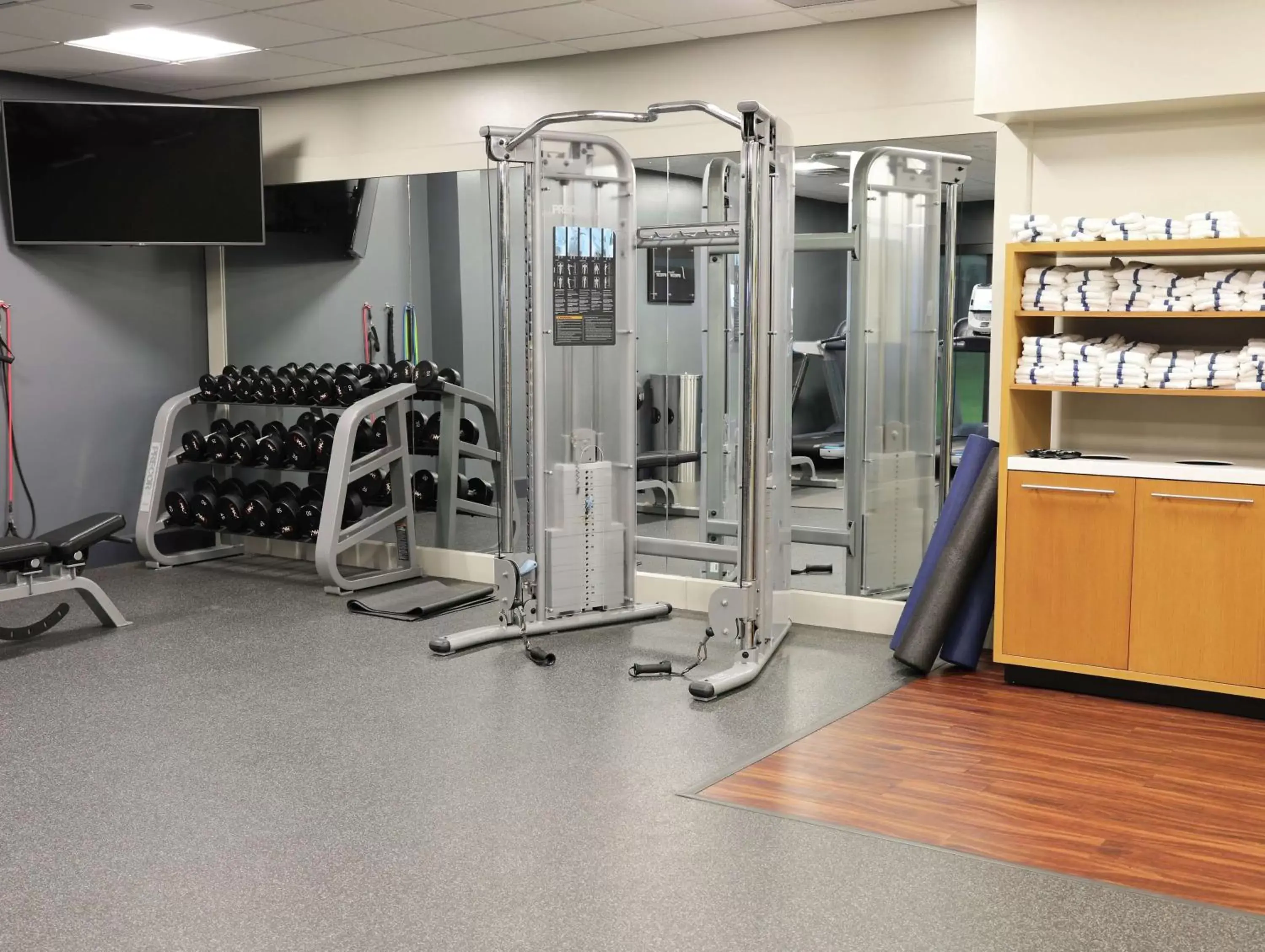 Fitness centre/facilities, Fitness Center/Facilities in Doubletree By Hilton Omaha Southwest, Ne